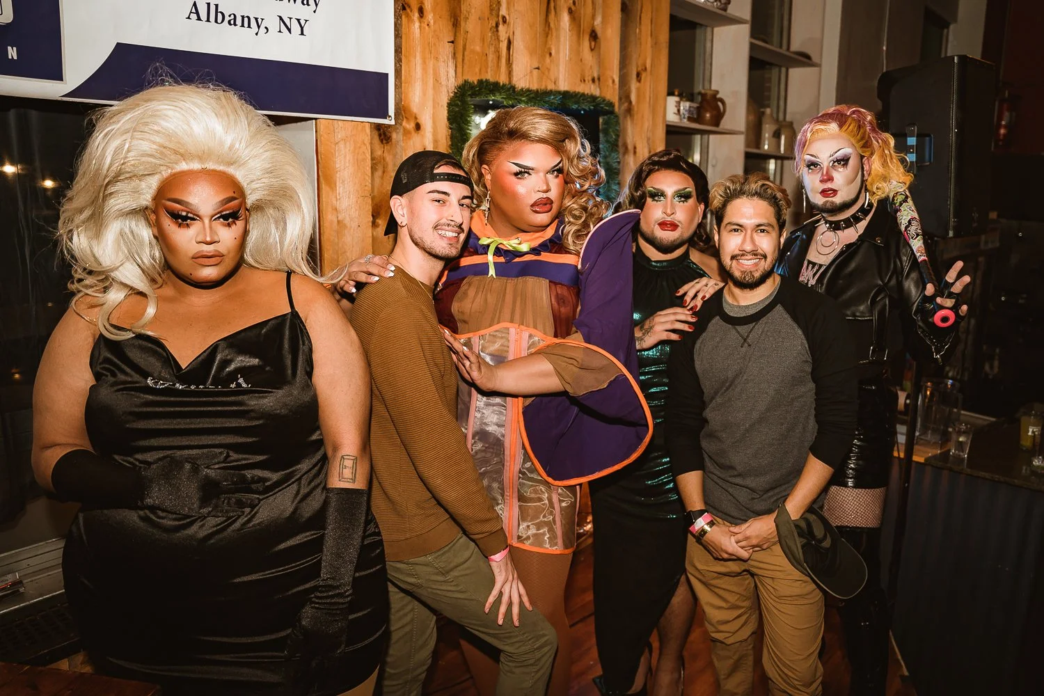2021_12_10_KikiVassilakis_KandyMuse_meetandgreet_sm (3 of 36).jpg