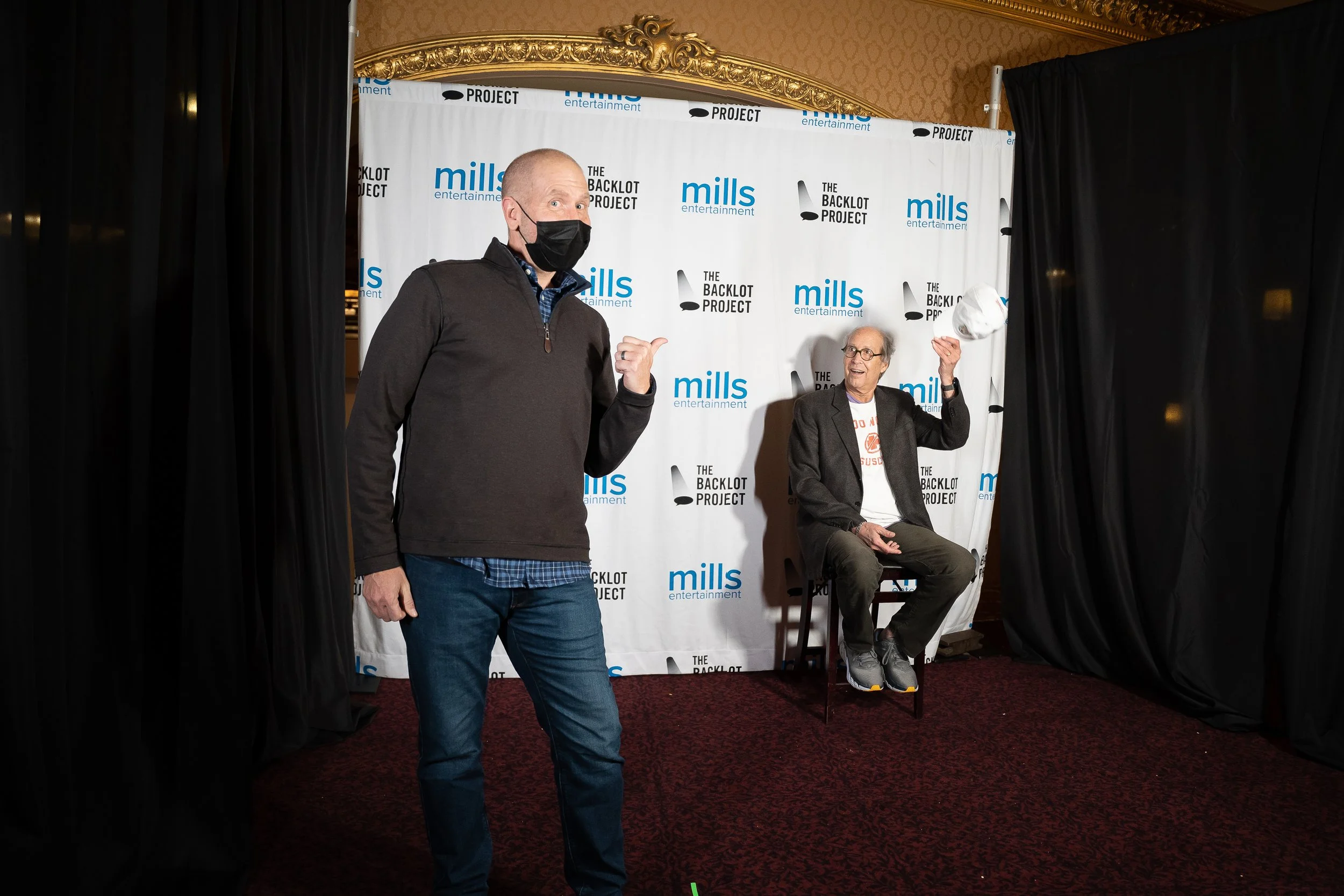 2021_12_15_KikiVassilakis_ChevyChase_MeetandGreet_LG (8 of 105).jpg