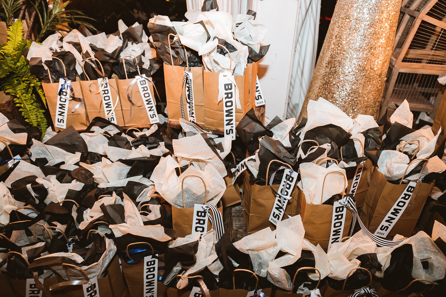 2022_12_31_KikiVassilakis_Browns_NYE_sm (3 of 198).jpg