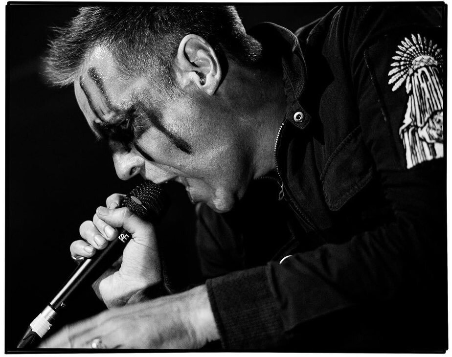 More shots from Saturday&rsquo;s @thisisgorilla show via @sal_gigjunkie 💀