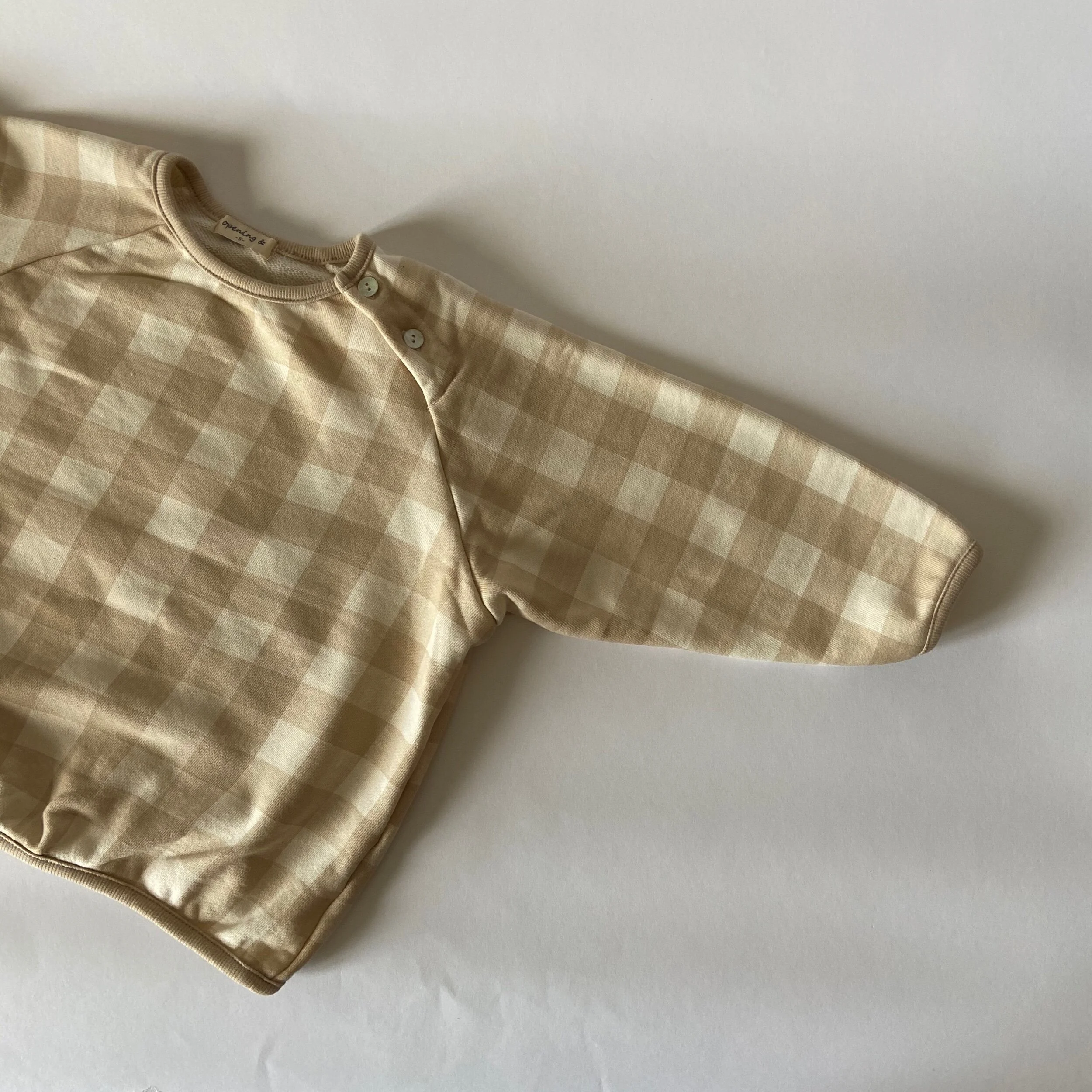 275BB3BA-FCA1-47D3-AAED-4C0EF0DFBA99