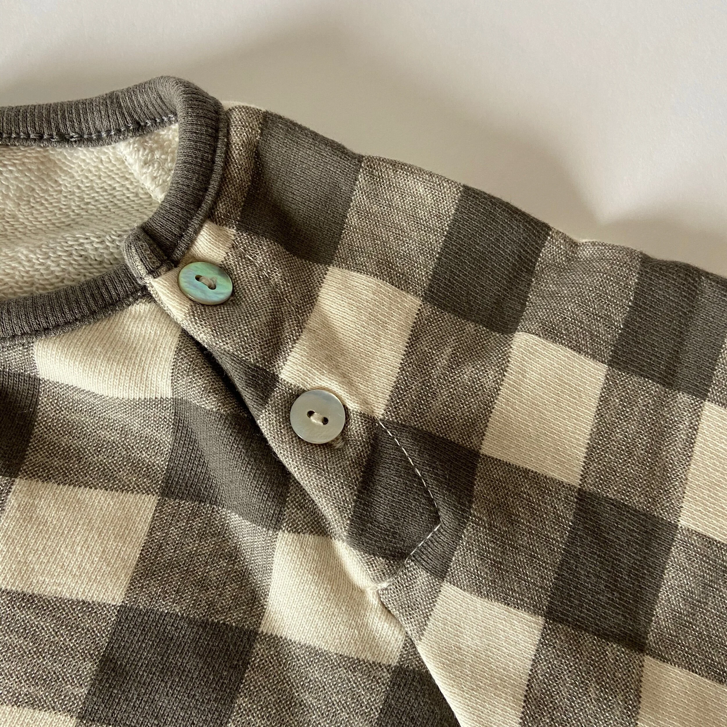 F160E71C-7E99-4B12-A035-757A854A93FF