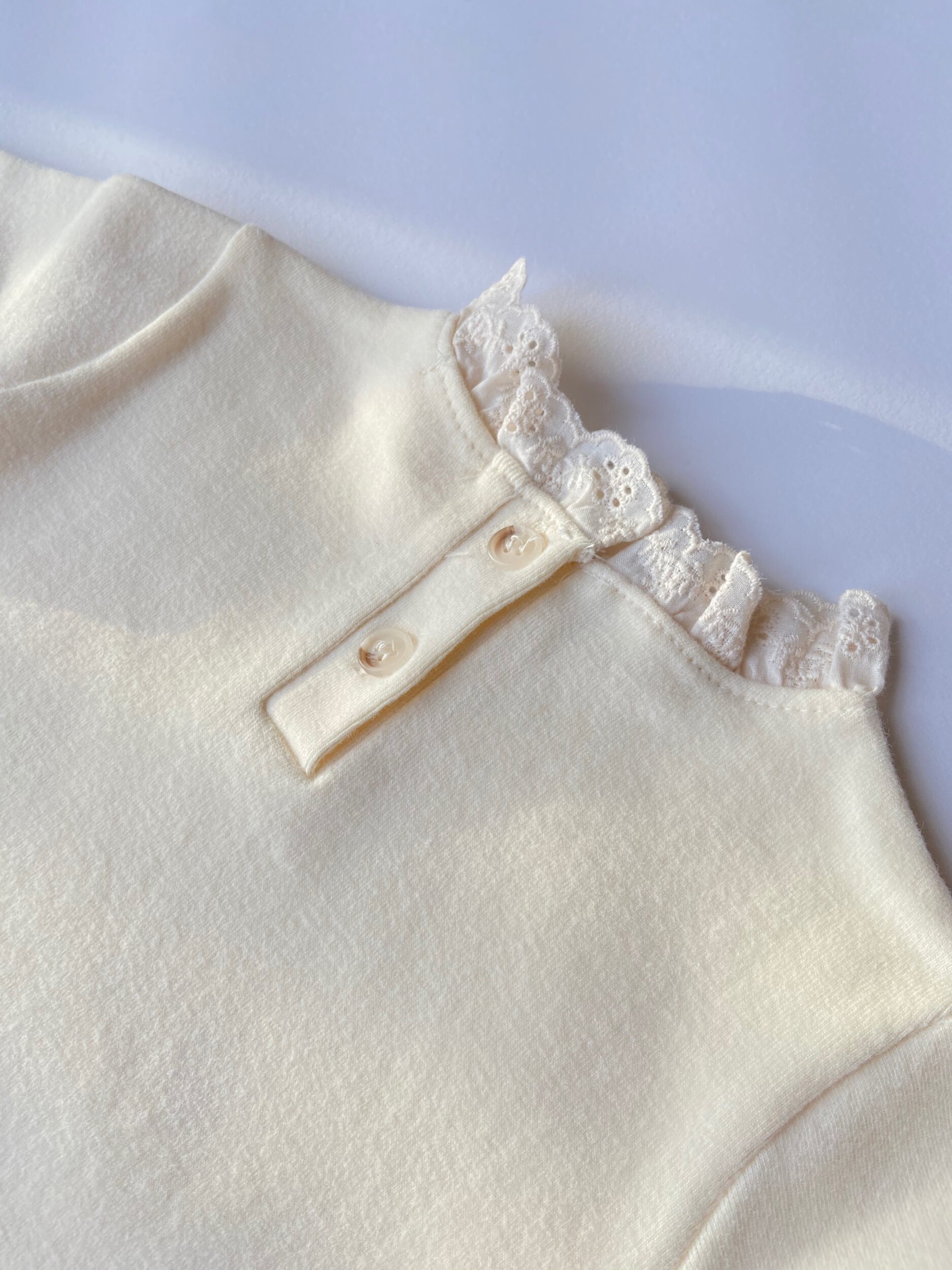 4EB3A15A-4B8A-4582-90E1-AA497435E0B7