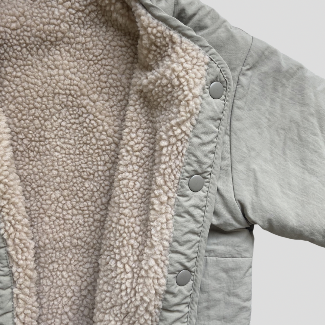 FE51665F-471B-49D6-989F-CB3F8373F64A