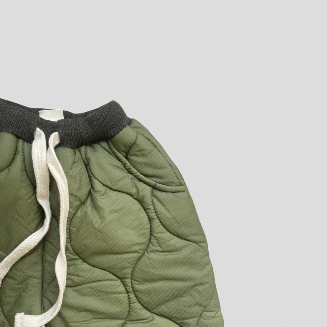 AF6AAD78-DC2E-475C-A152-3D5F877DE1FE