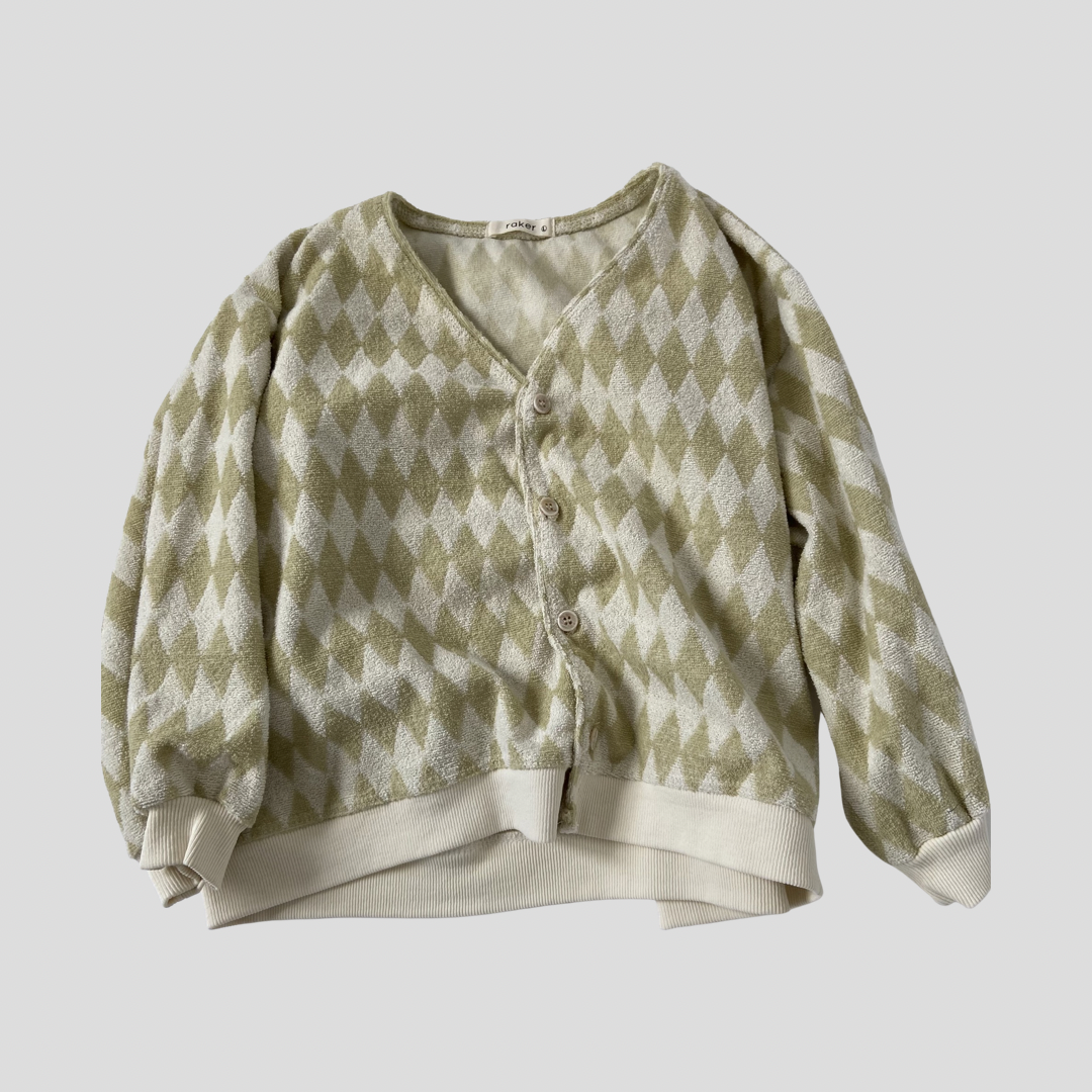 727FB918-9AEA-44DD-9A69-8CA3011ADAF2