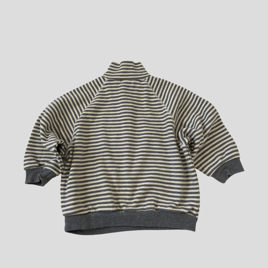 16AFFD1F-6973-4DF4-8A9D-B9BDB49B417A