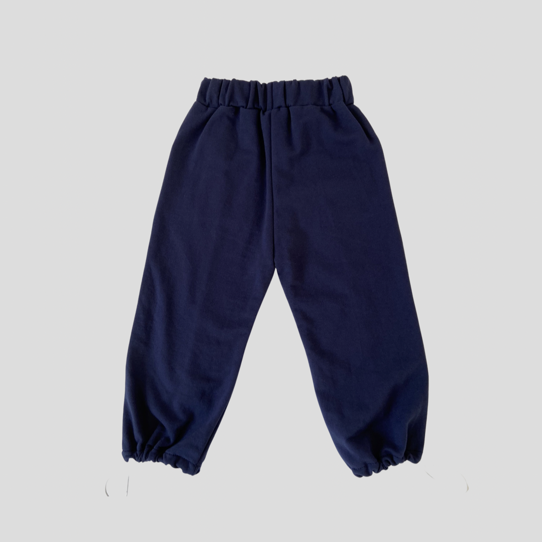 03AB4A77-5A9B-49B2-8392-094E4CA53715