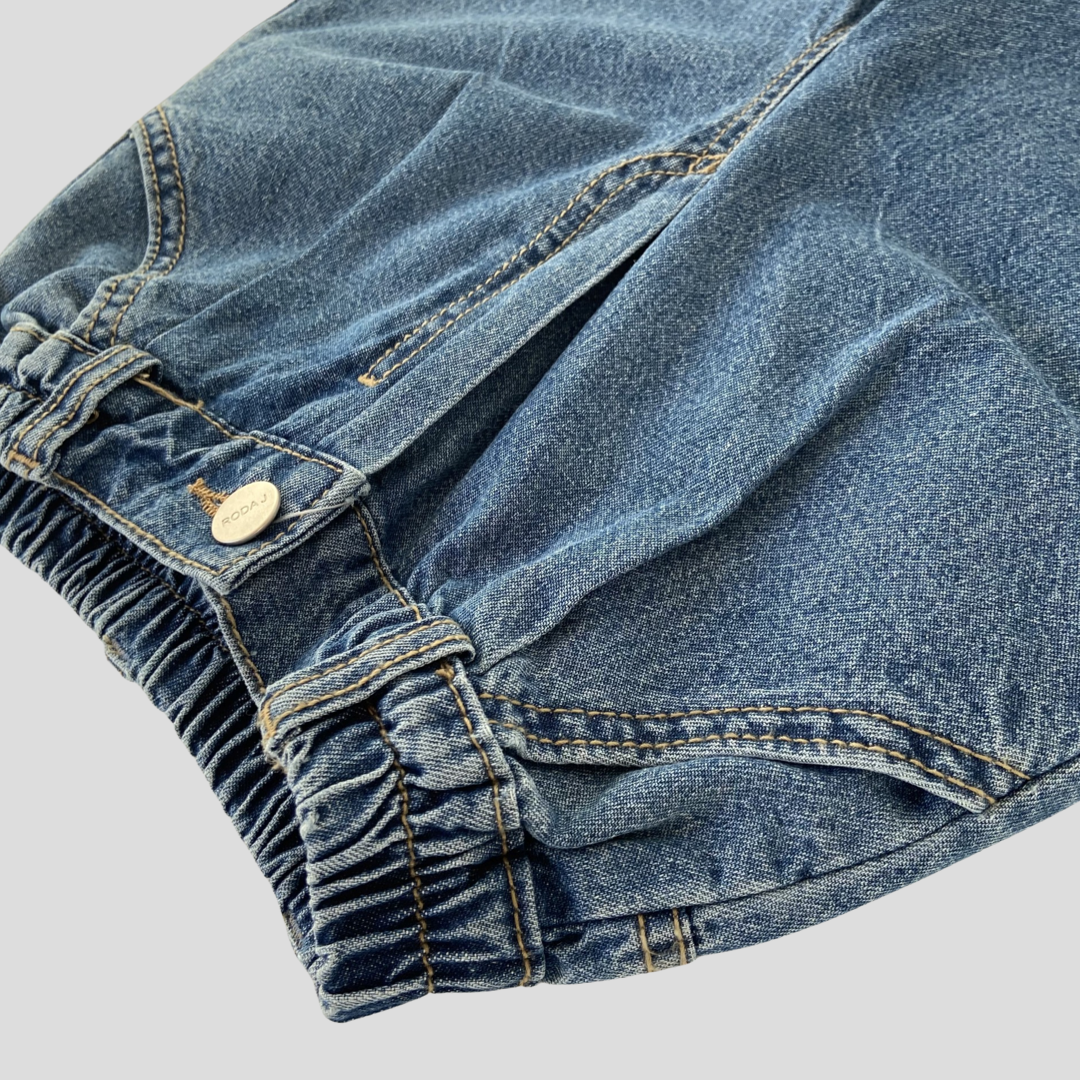 3E68F926-EBA1-409A-8A10-8958F27CB510