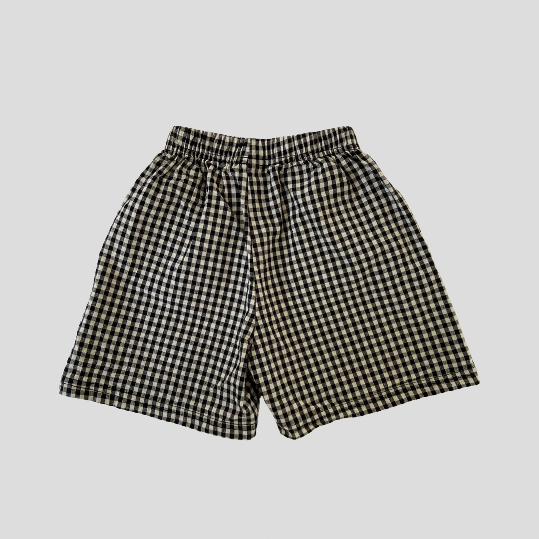 EF0A0FB3-9A9A-48B0-AD4B-26A44119F899