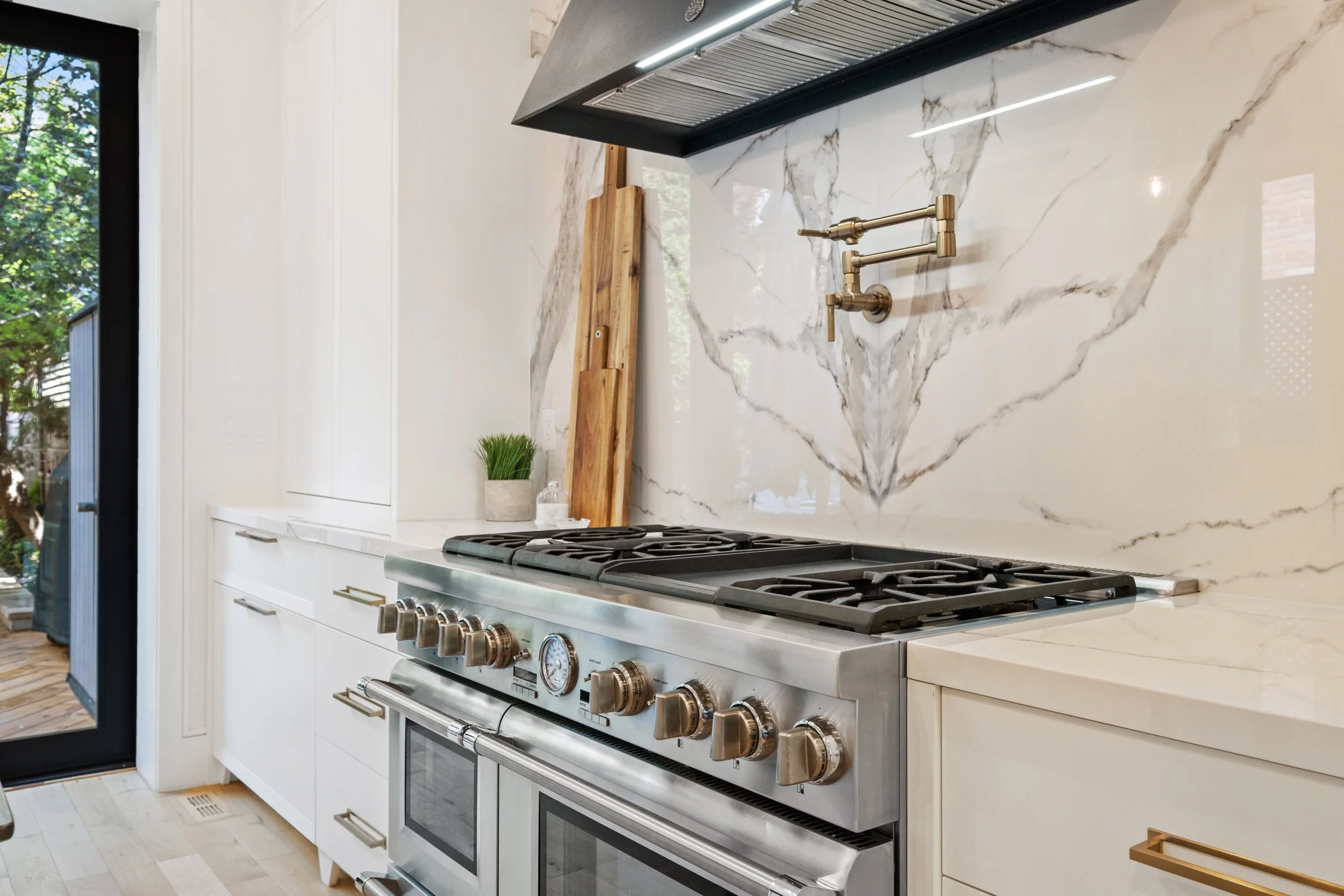 274 Carlton Street — Oxley Real Estate