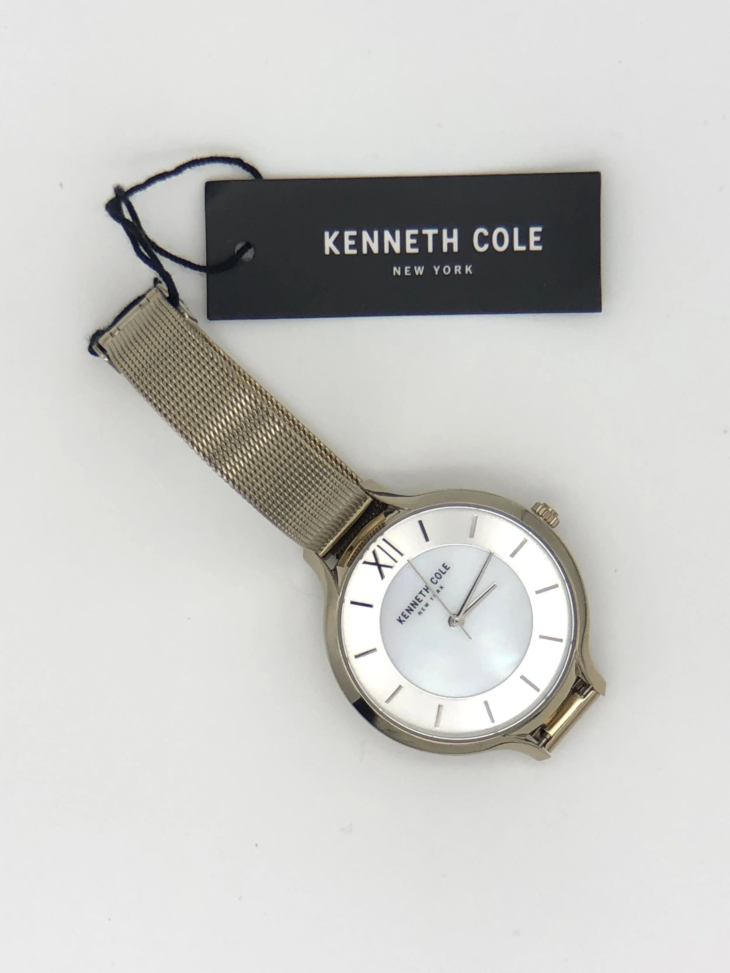 16966FB8-D24E-492B-BEA7-6D863E4E623E