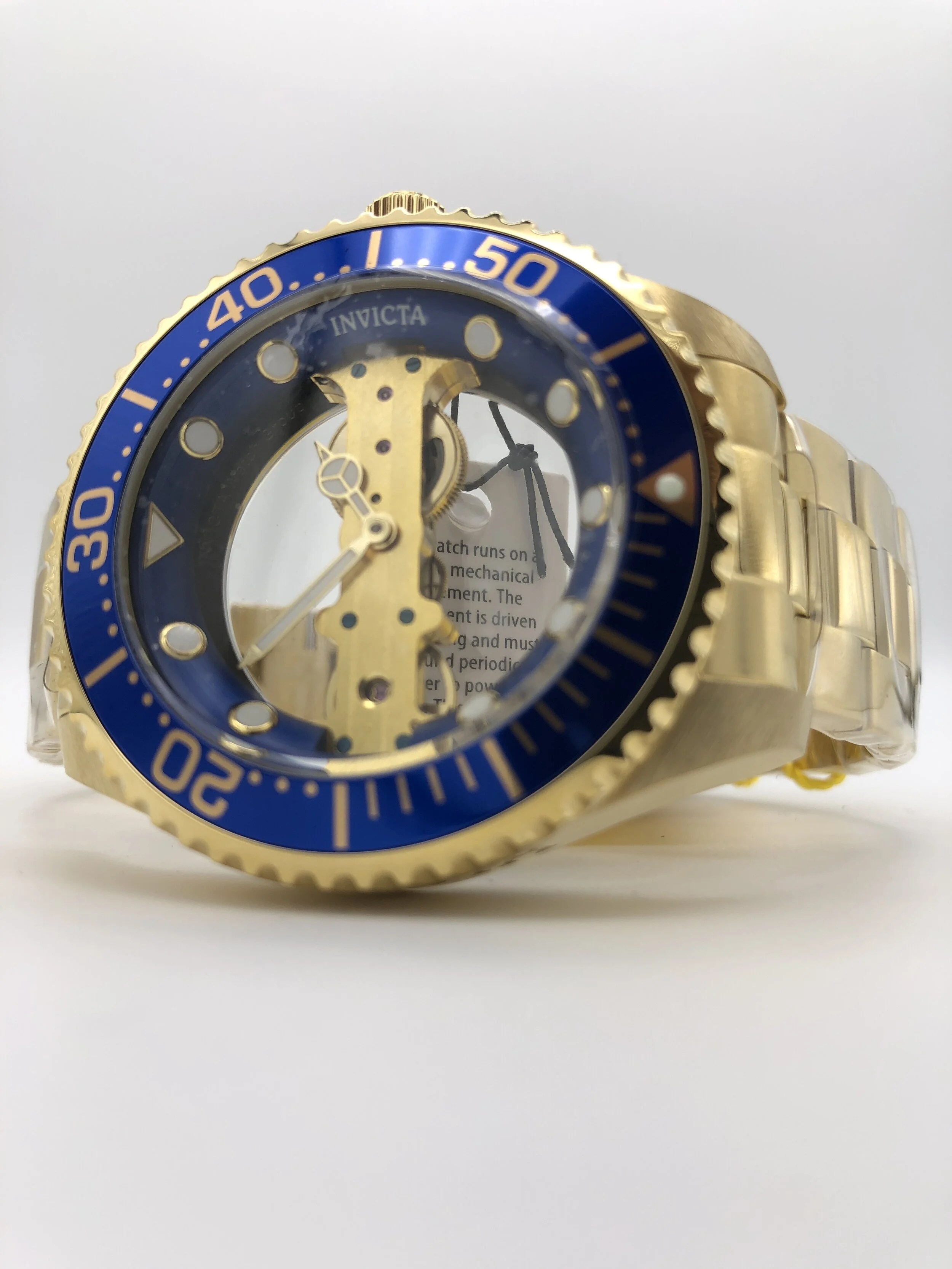 3E3B1123-9E7F-42C3-AE52-1C99B8AD1E87