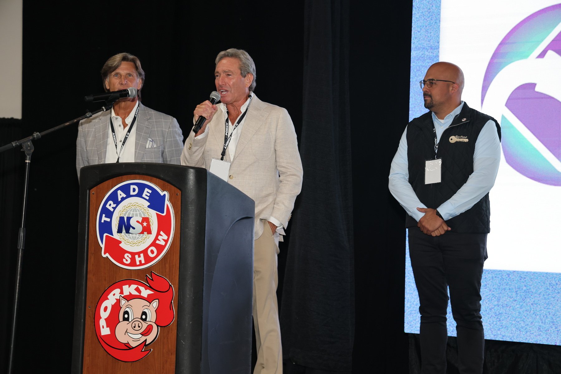 VIN56185_2.JPG