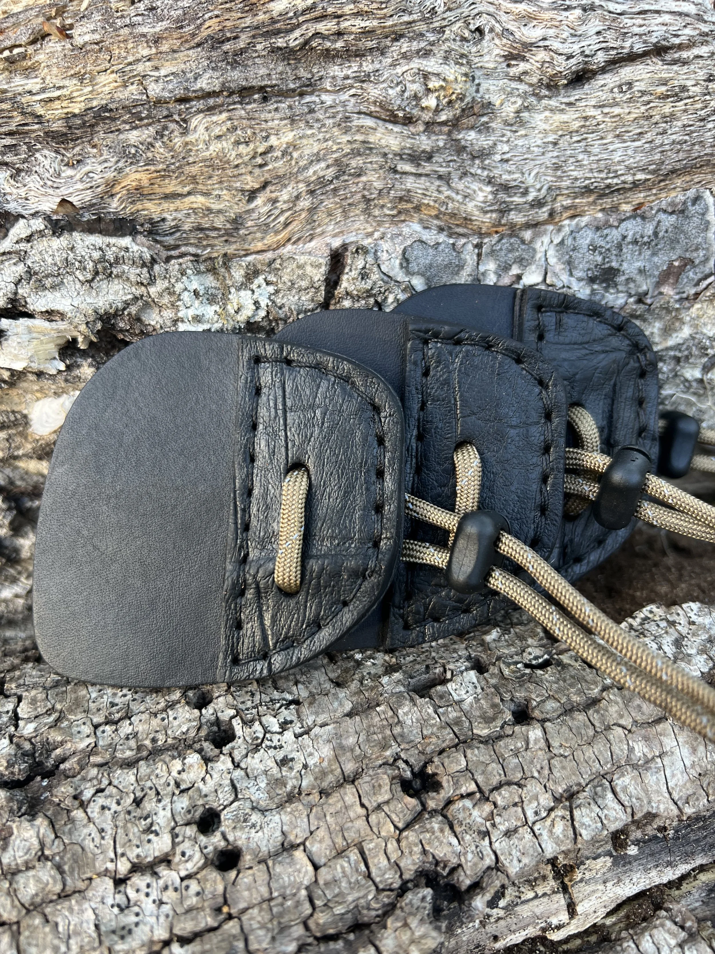 Alligator and Leather Archery Shooting Tab- Black