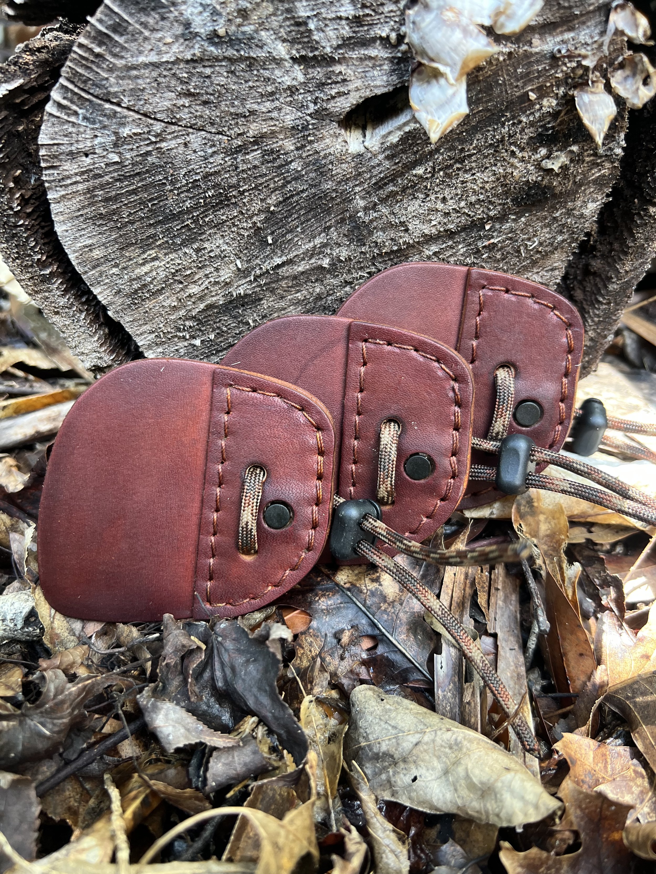 Omnivore’s Right Hand Clicker Tab- Walnut Brown