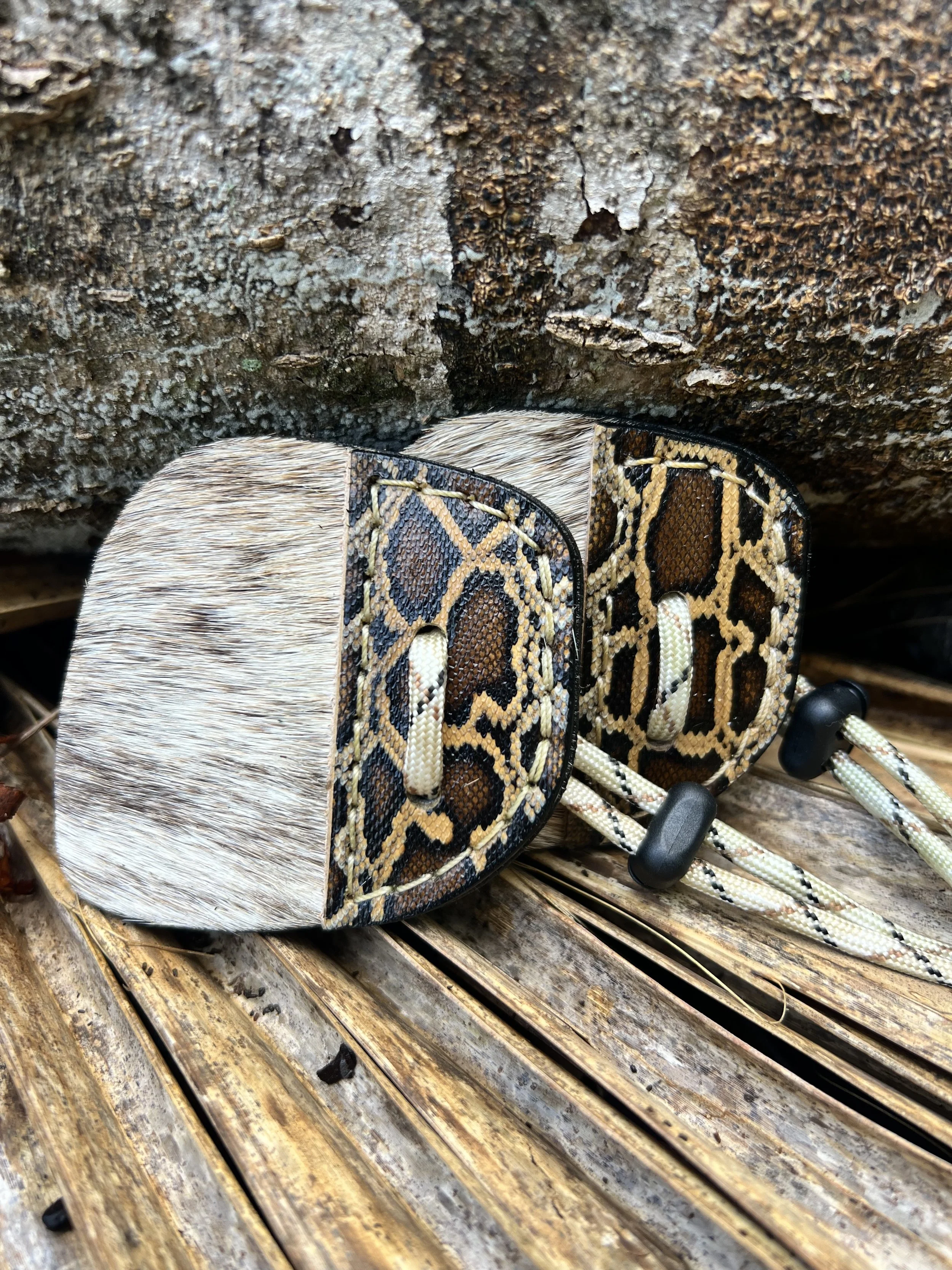 Calf Hair and Snake Skin Archery Shooting Tab- Everglades Python