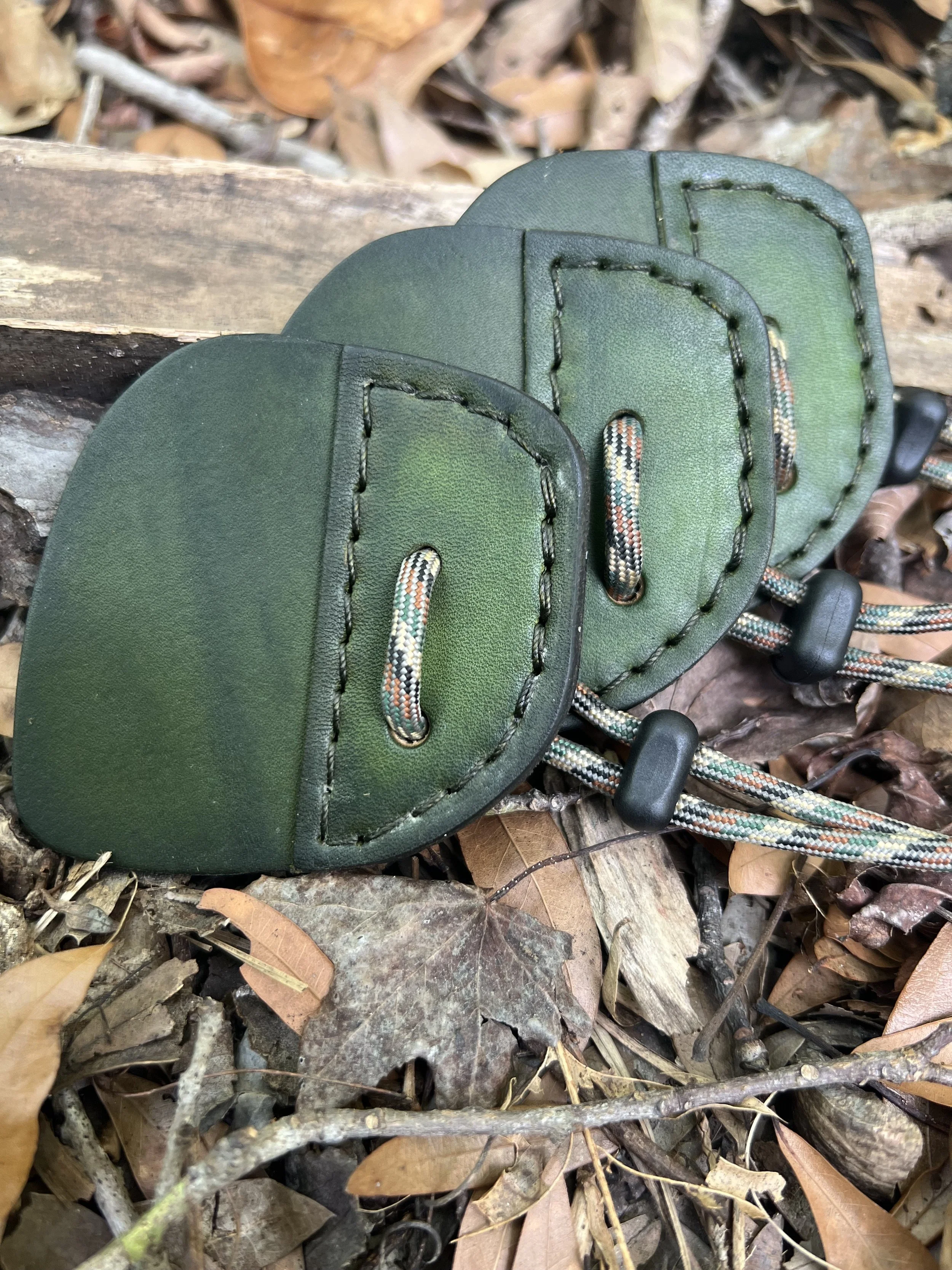 Leather Archery Shooting Tab- Hunter Green