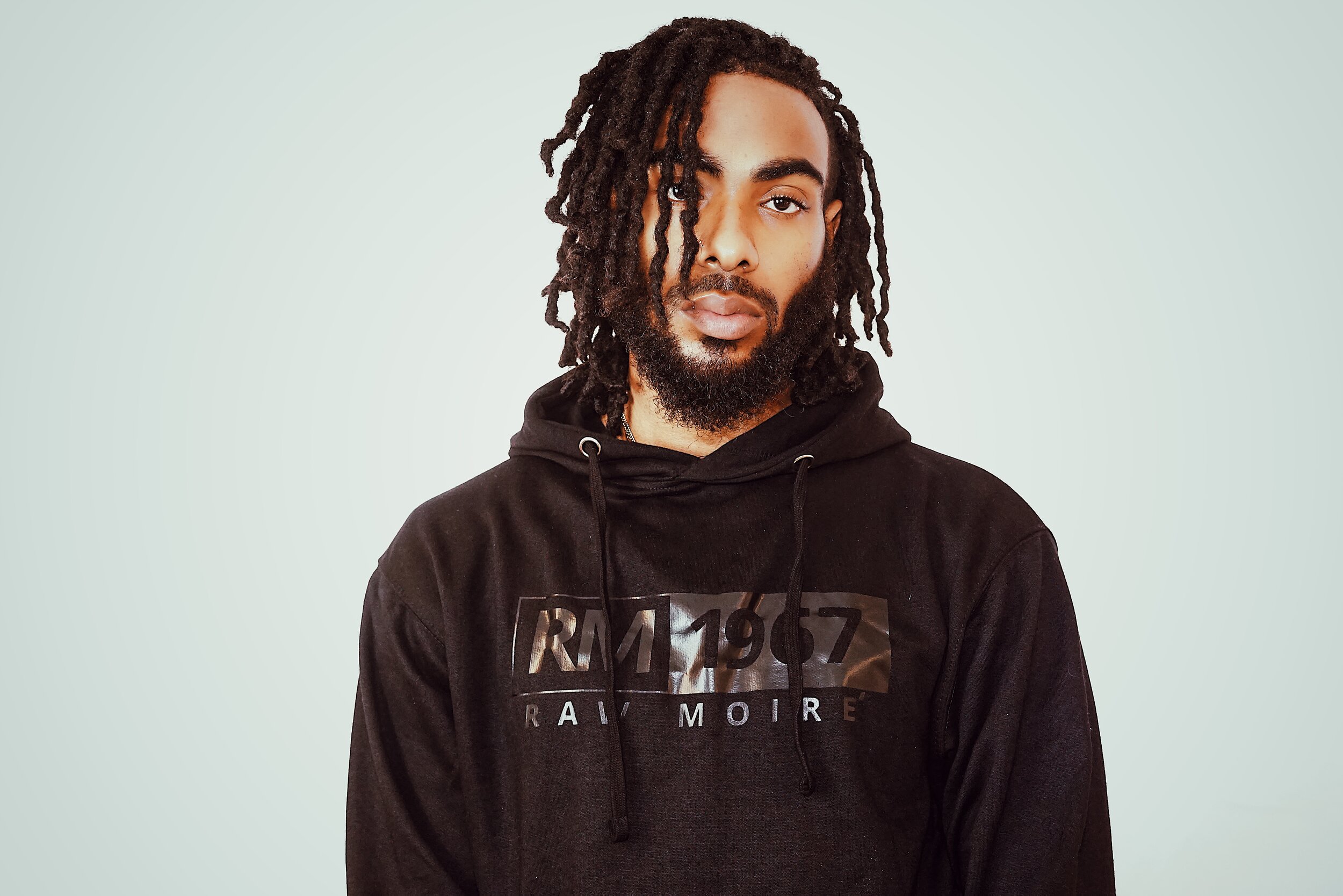 En Noir Pull-Over Hoodie