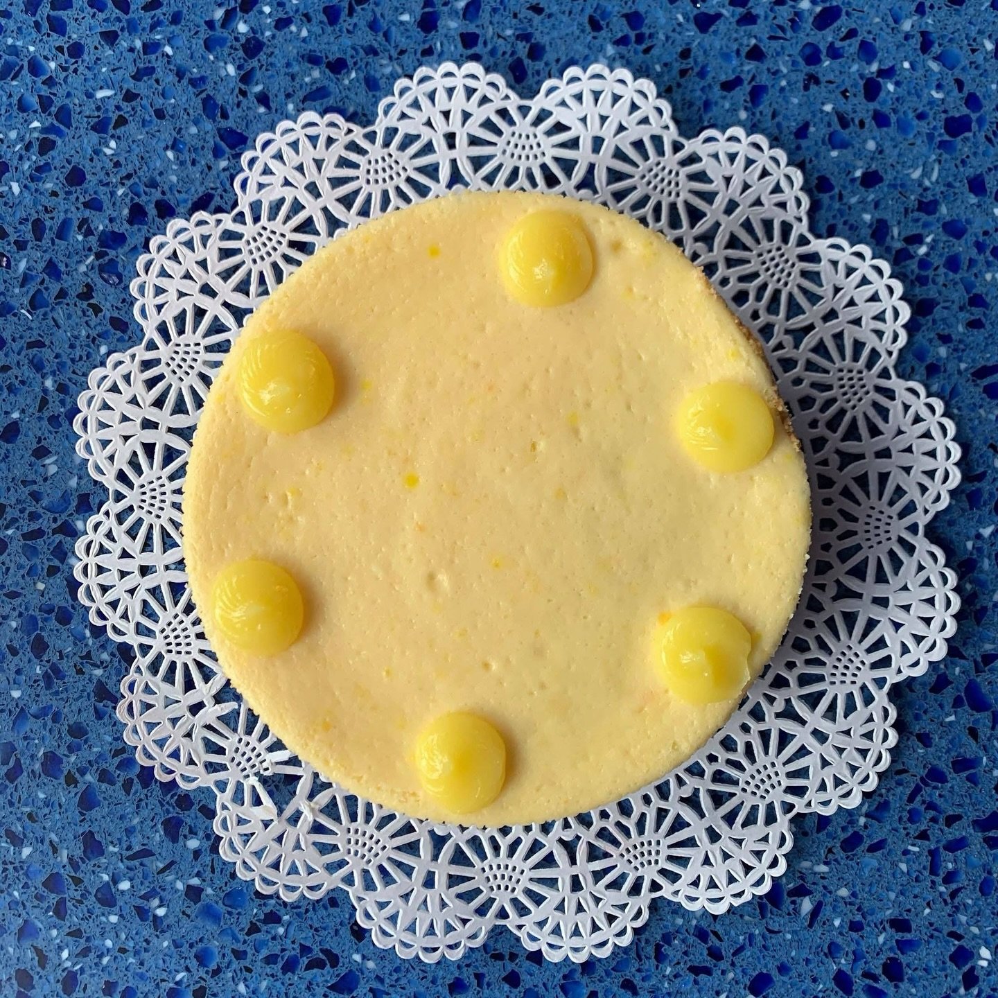 Zesty, creamy, dreamy 💙

https://linktr.ee/eileenscheesecake

 #eileenscheesecake #bestcheesecakenyc #cheesecake #eileensspecialcheesecake #nycheesecake #newyorkcheesecake