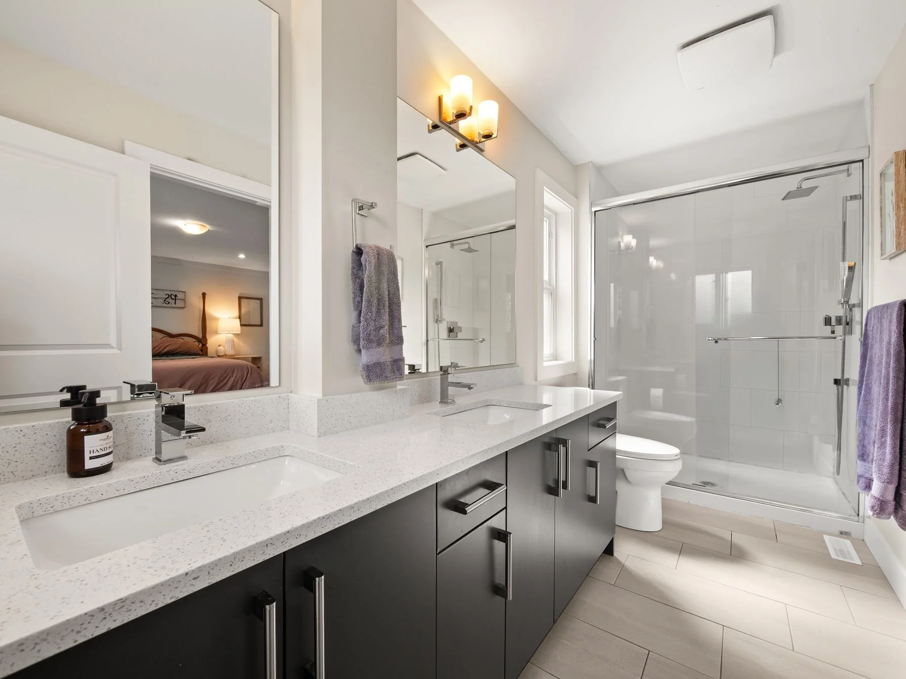 20 4295 Old Clayburn Rd Abbotsford021.jpg