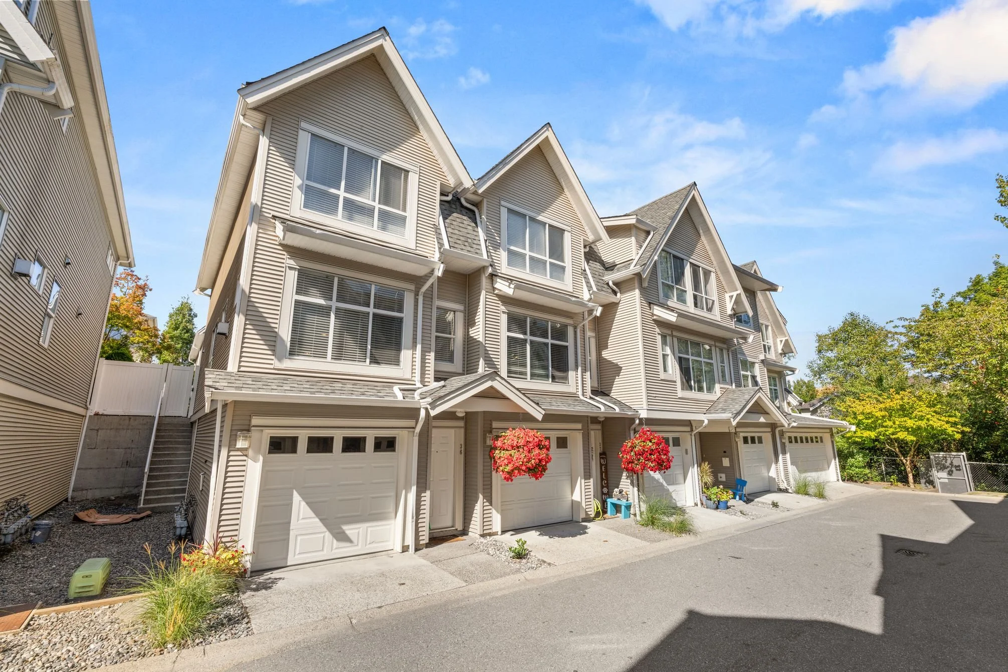 36 6450 199 St Langley 01.jpg
