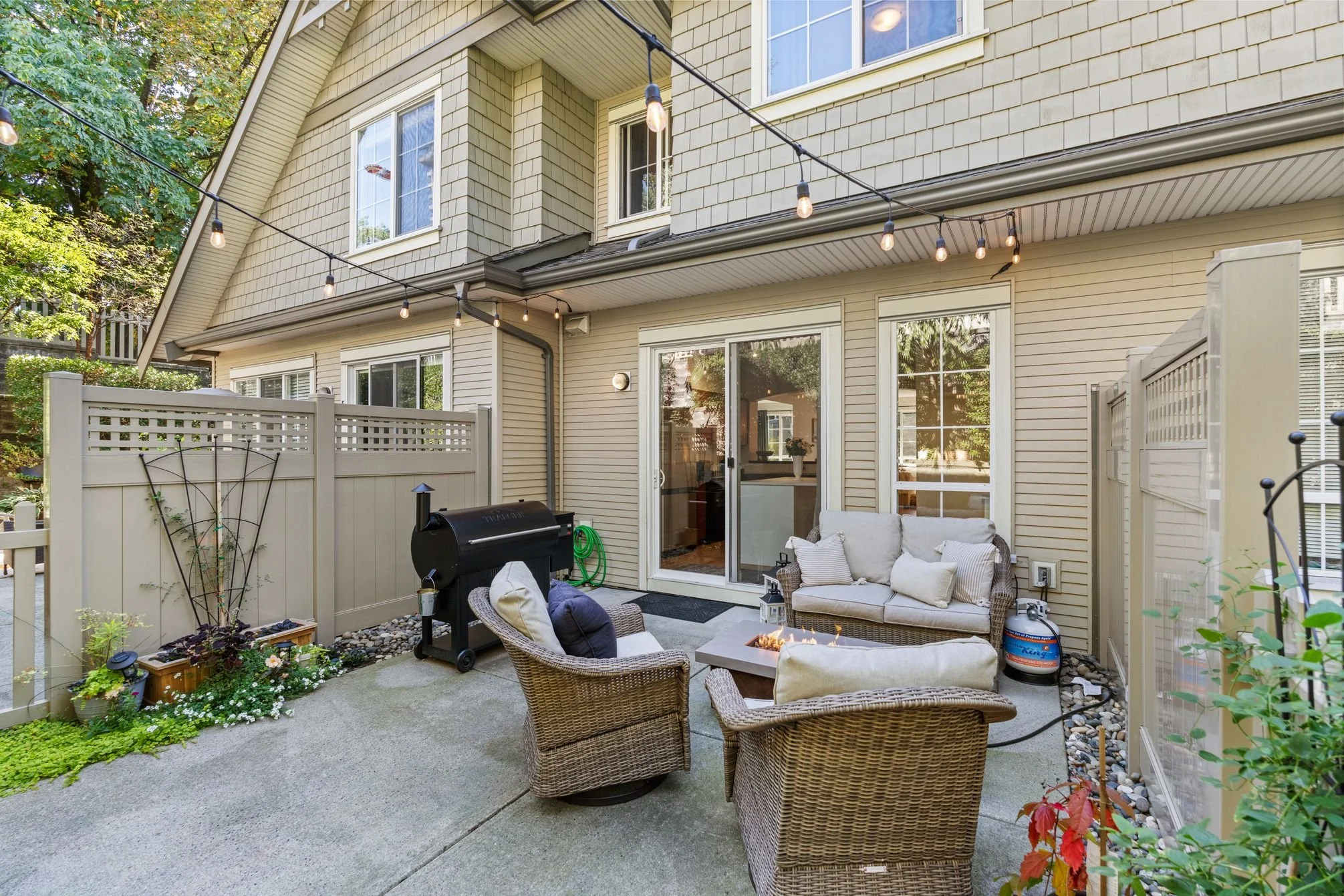 53 9088 Halston Court Burnaby 30.jpg