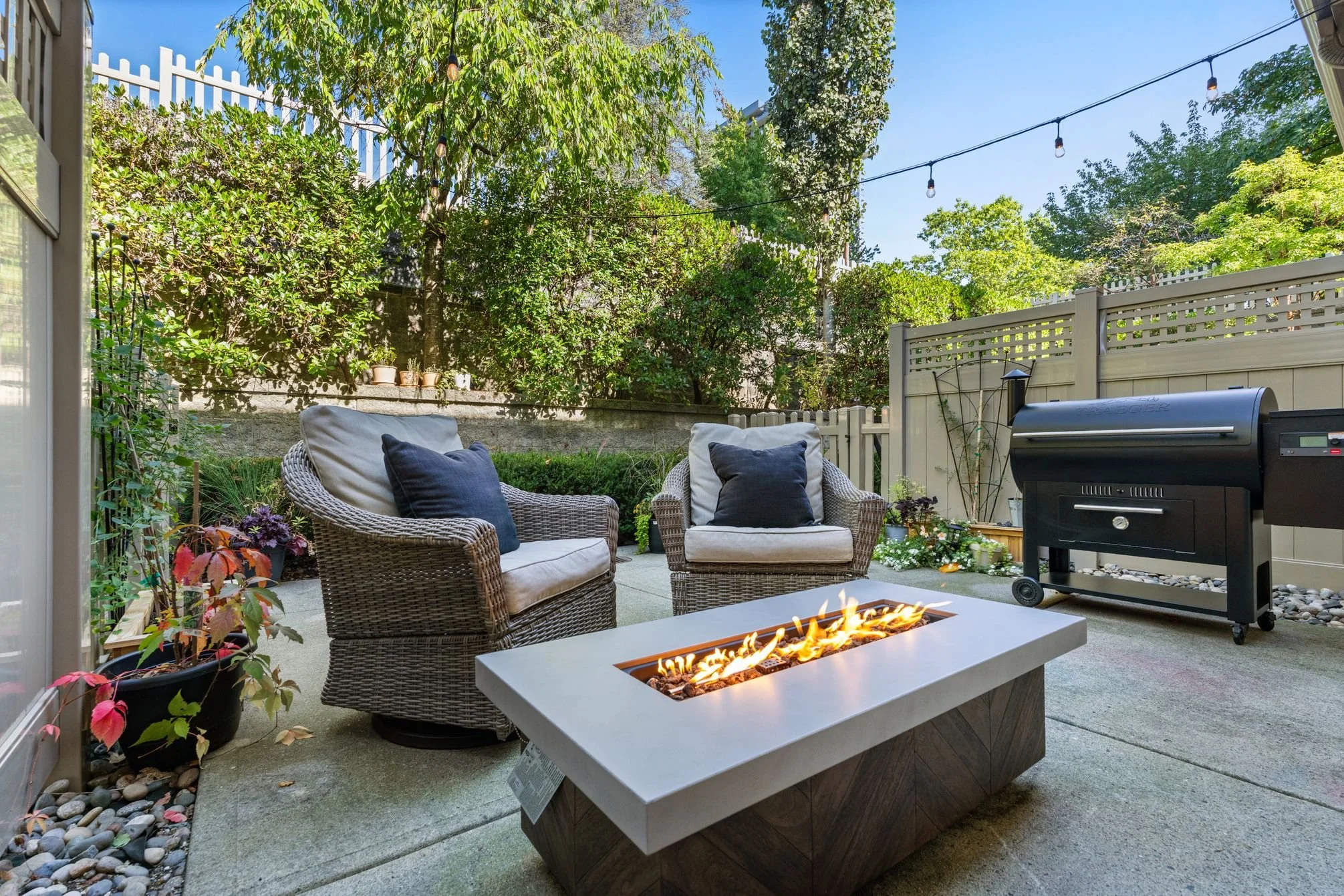 53 9088 Halston Court Burnaby 32.jpg