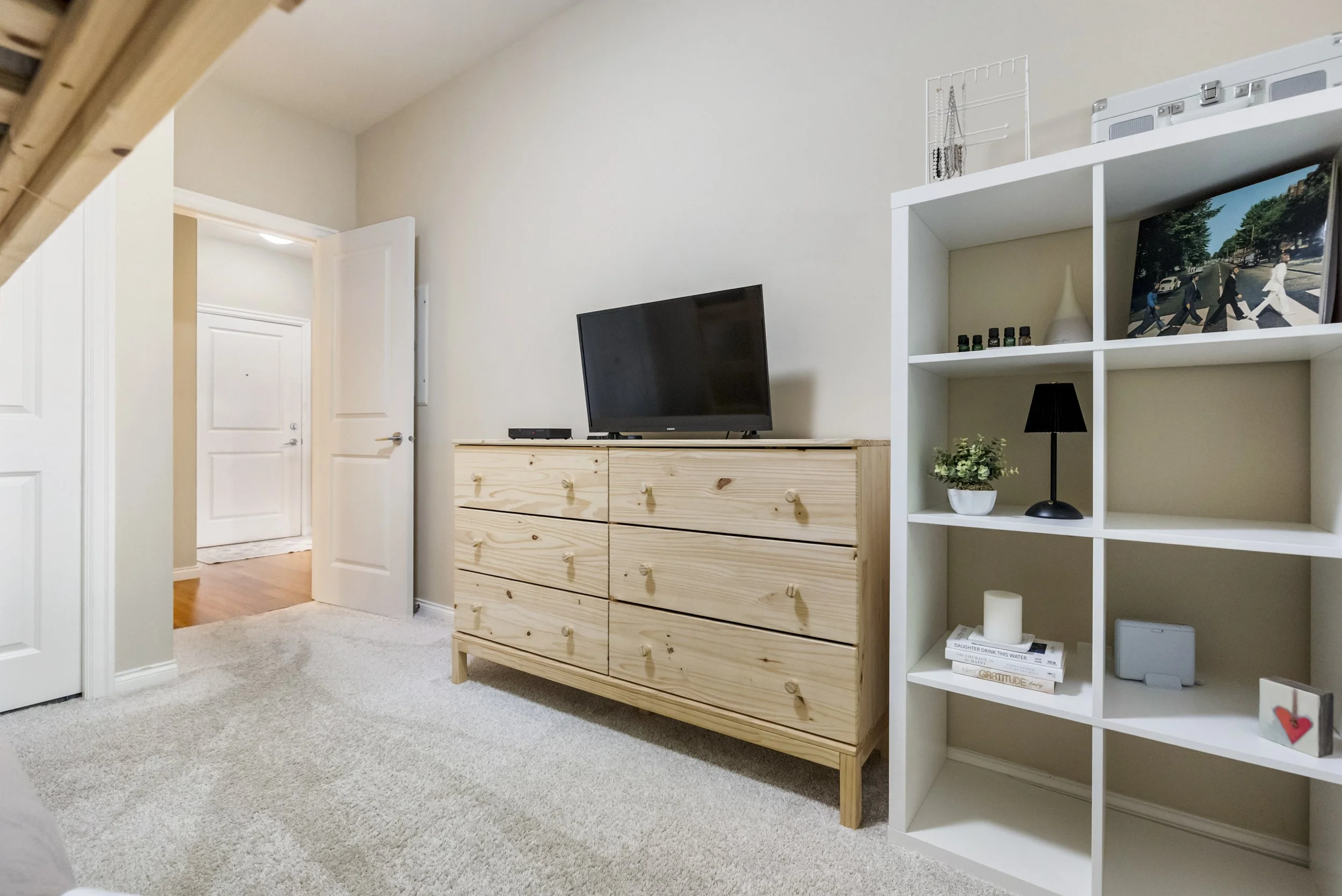 205 Tucker McClean 111 3355 Rosemary Heights Drive Surrey10.jpg