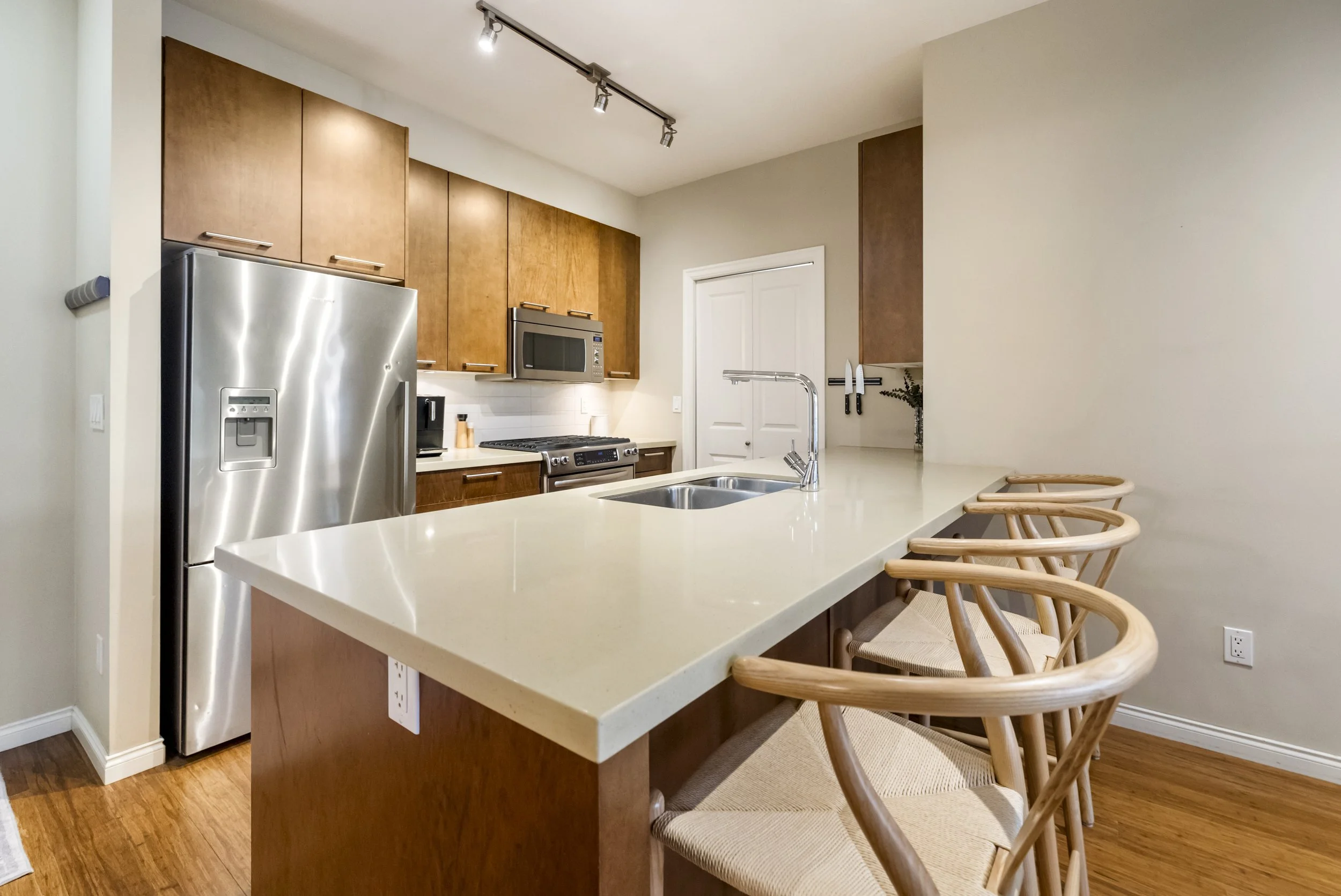 205 Tucker McClean 111 3355 Rosemary Heights Drive Surrey14.jpg