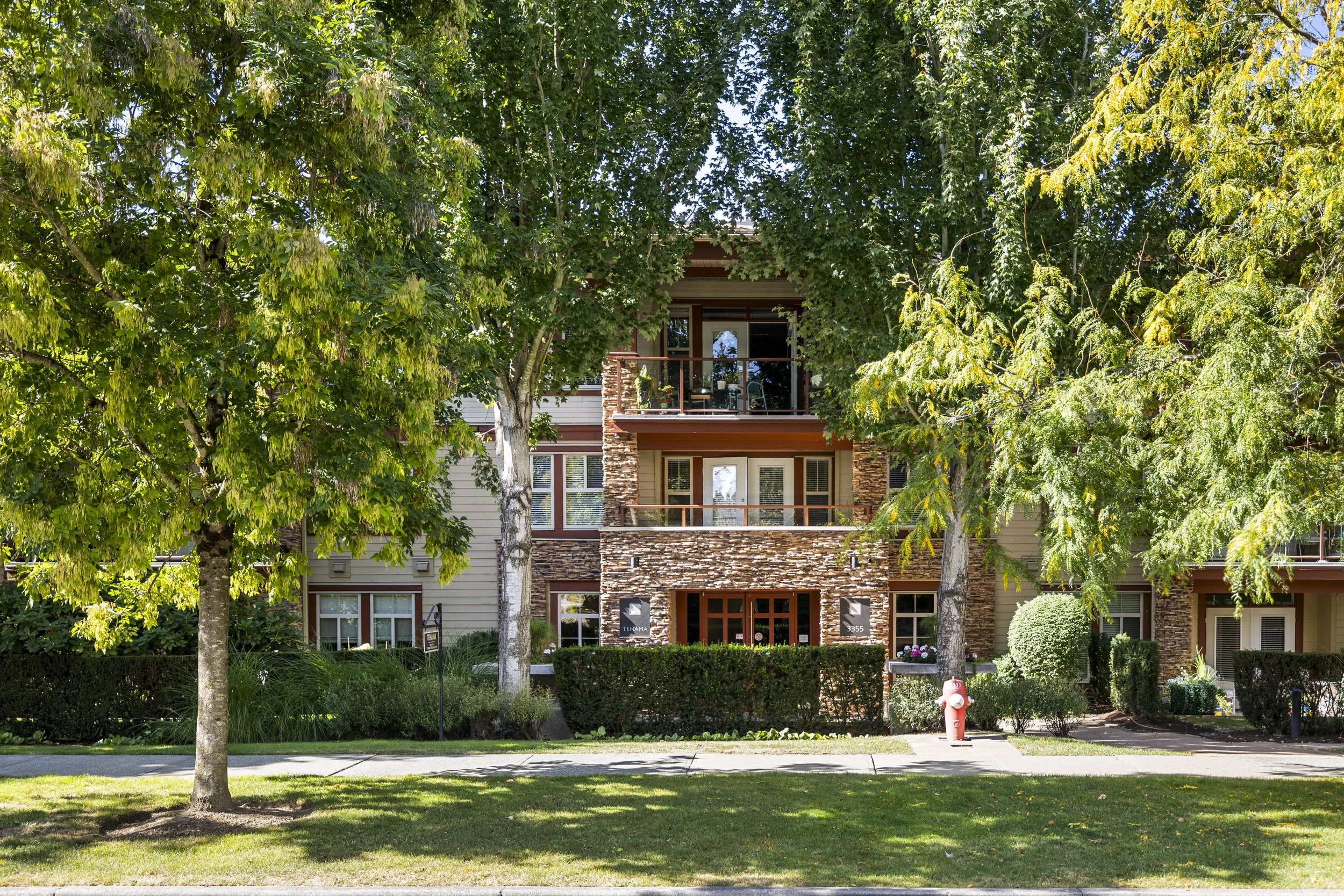 205 Tucker McClean 111 3355 Rosemary Heights Drive Surrey37.jpg