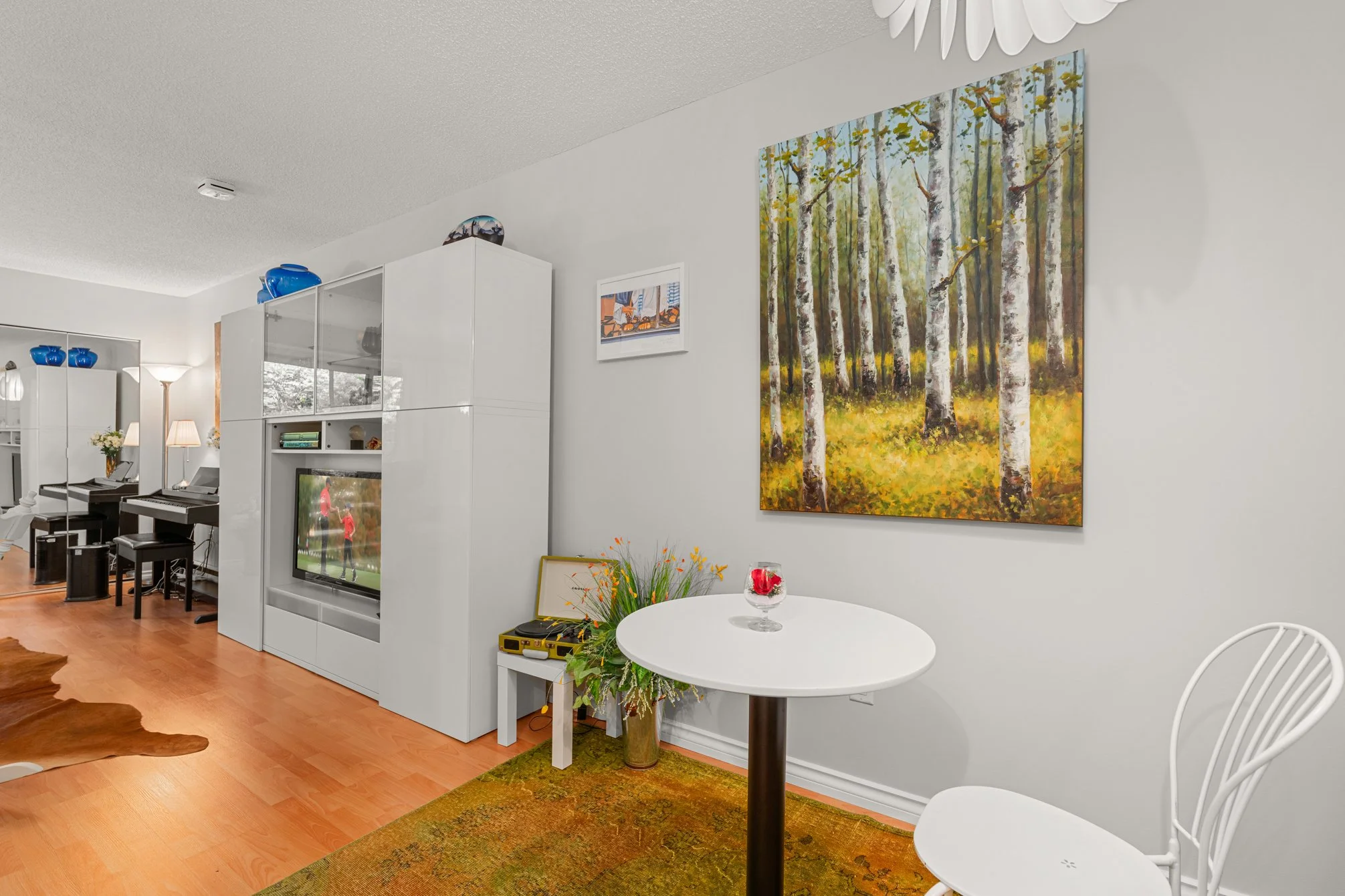 215 4373 Halifax Street Burnaby 11.jpg