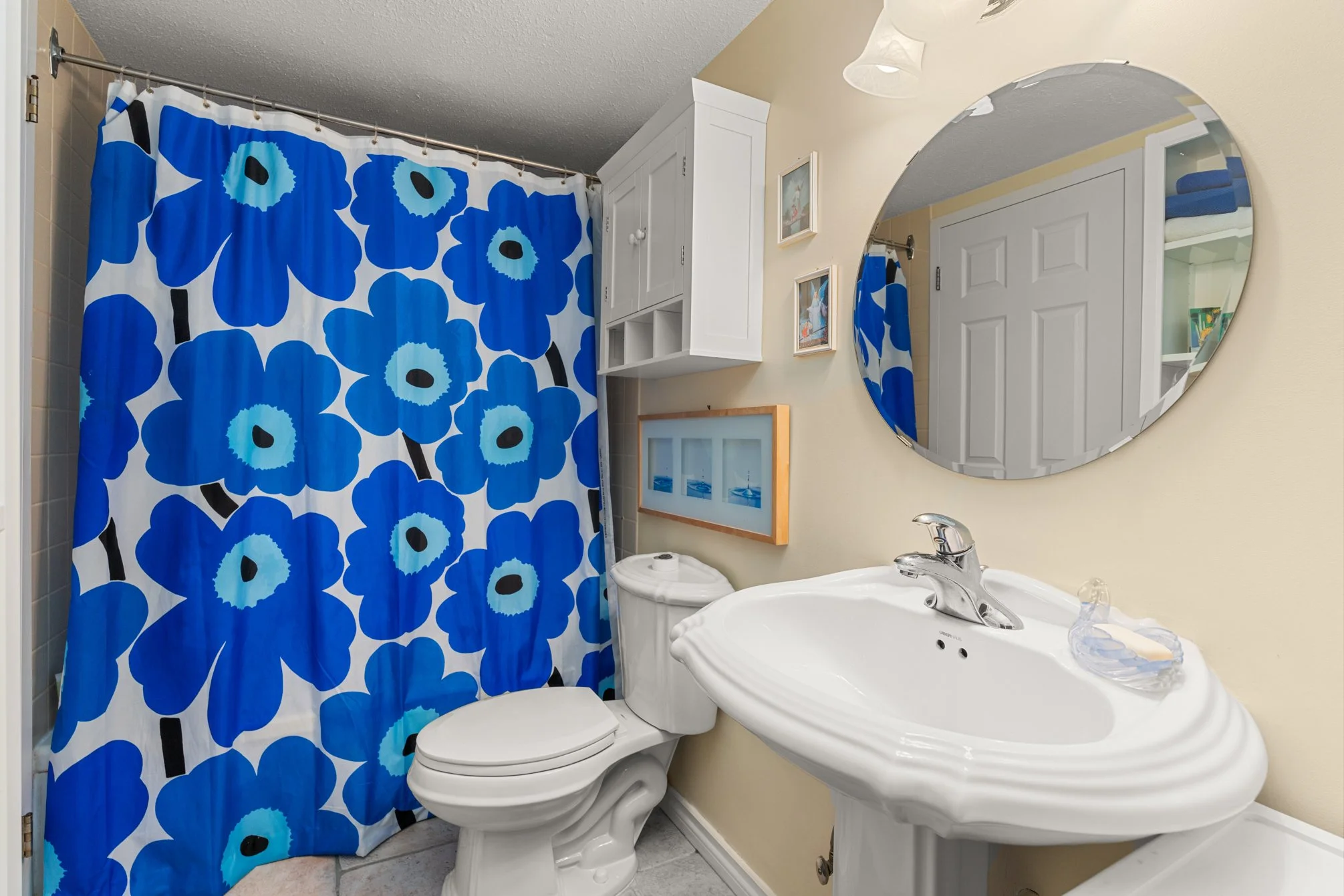 215 4373 Halifax Street Burnaby 18.jpg