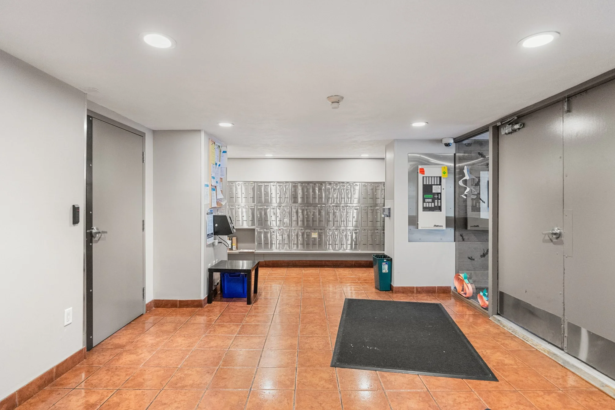 215 4373 Halifax Street Burnaby 14.jpg