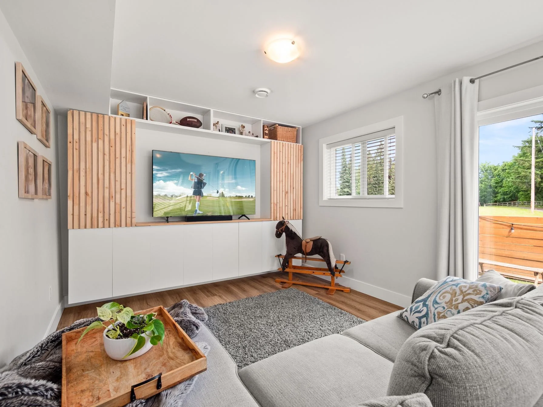 20 4295 Old Clayburn Rd Abbotsford022.jpg