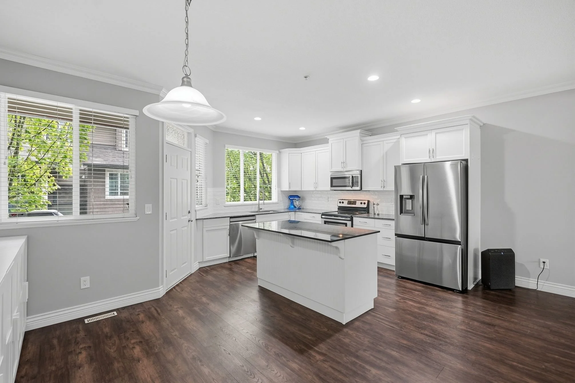 11720_Cottonwood_Dr_Maple_Ridge_025.jpg