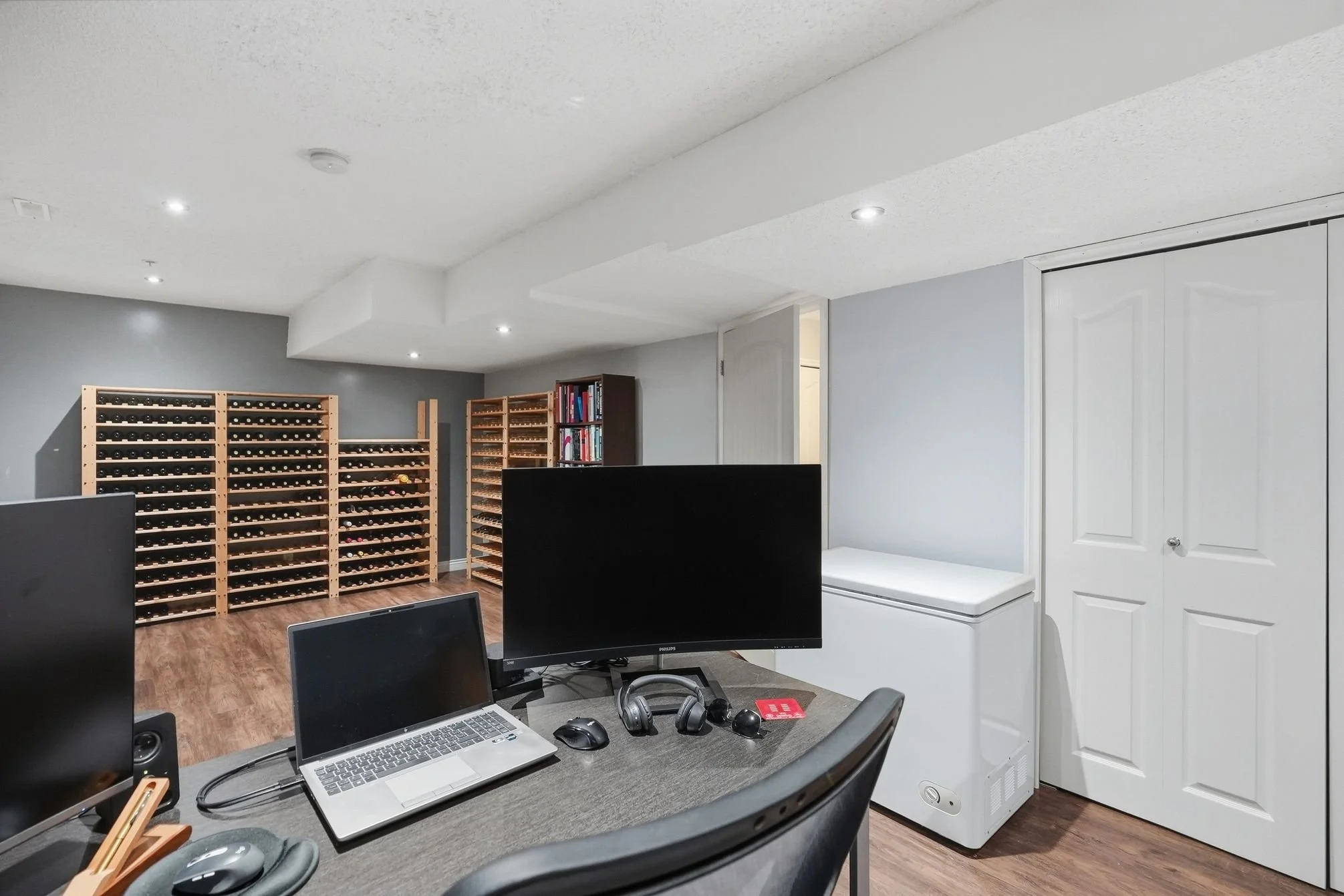 11720_Cottonwood_Dr_Maple_Ridge_030.jpg