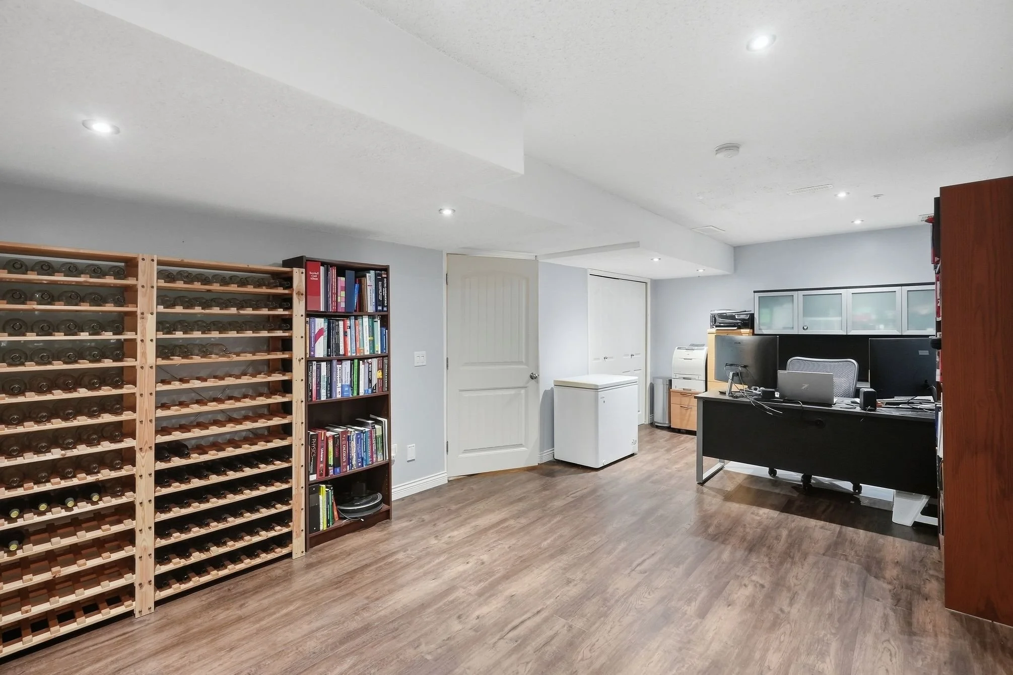 11720_Cottonwood_Dr_Maple_Ridge_038.jpg