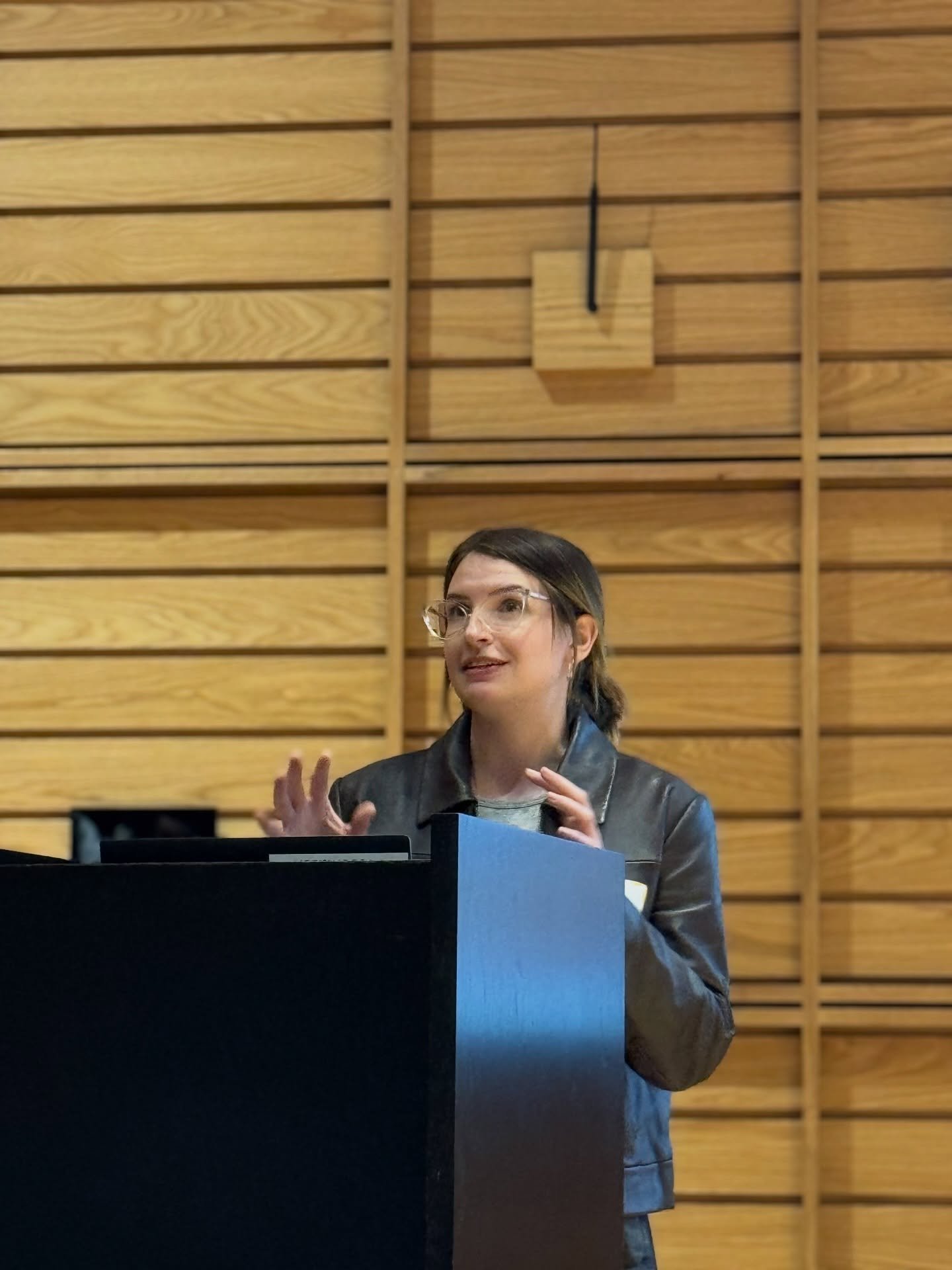 Our first session went so great. Congratulations to all the speakers and their great research👏