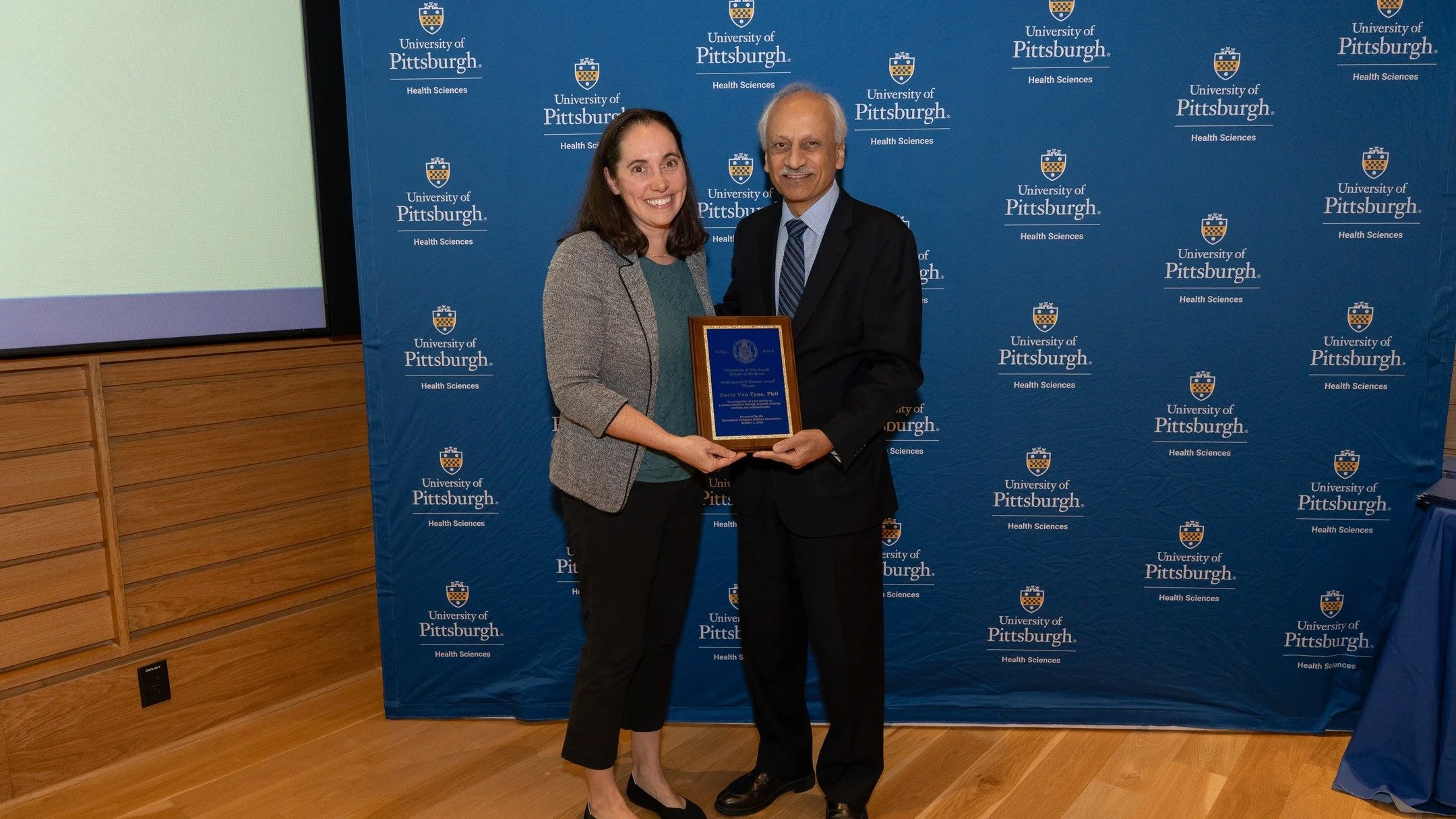 Congratulations to all the winners of this year's symposium!

#awards #studentorg #BGSA #som 

📸 @raynishiring