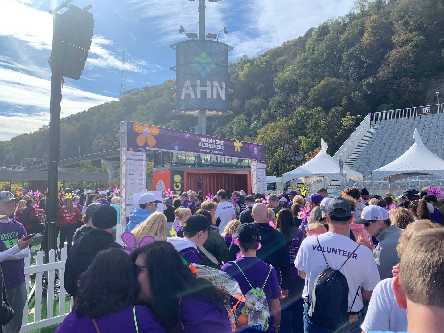 While some of us were at the Walk to Defeat ALS volunteering event, the same day, some were at the Walk to End Alzheimers Event volunteering and showing some love and support to all the families and friends who were part of this cause. Cheers to all 