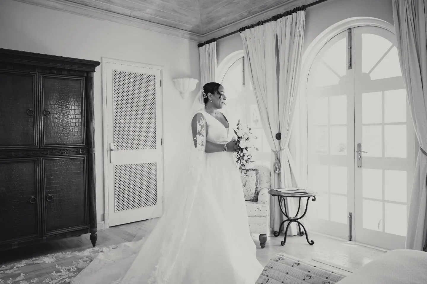 Two souls, one vibe ❤️✨

#weddingsinbarbados #barbadosweddingphotographer #visitbarbados #barbadosweddings