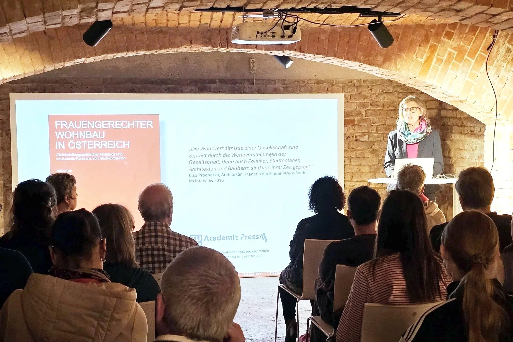 Buchpräsentation “Frauengerechter Wohnbau”- in Linz