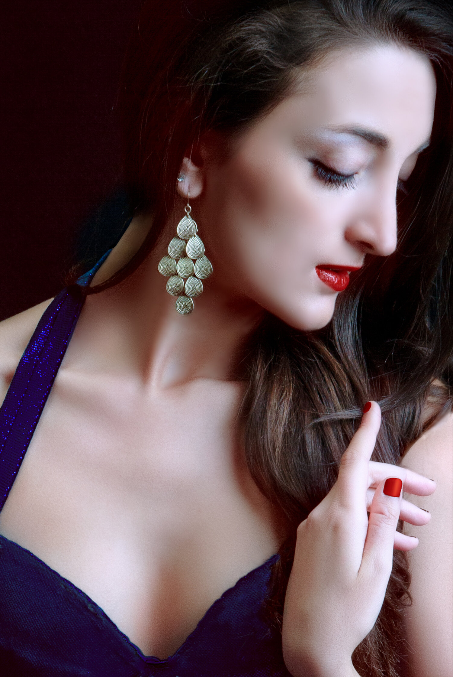 glamour-headshot-2.jpg