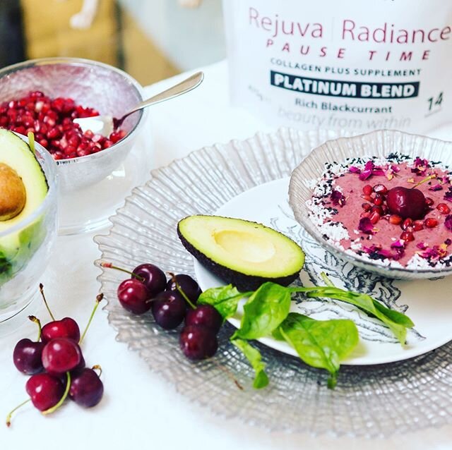 Start the day right, a Rejuva|Radiance smoothie is not only a solid hit of protein that will kick start your metabolism and keep you fuelled up for the next few hours it will also curb hunger and cravings. This cherry 🍒 pomegranate, spinach and avoc
