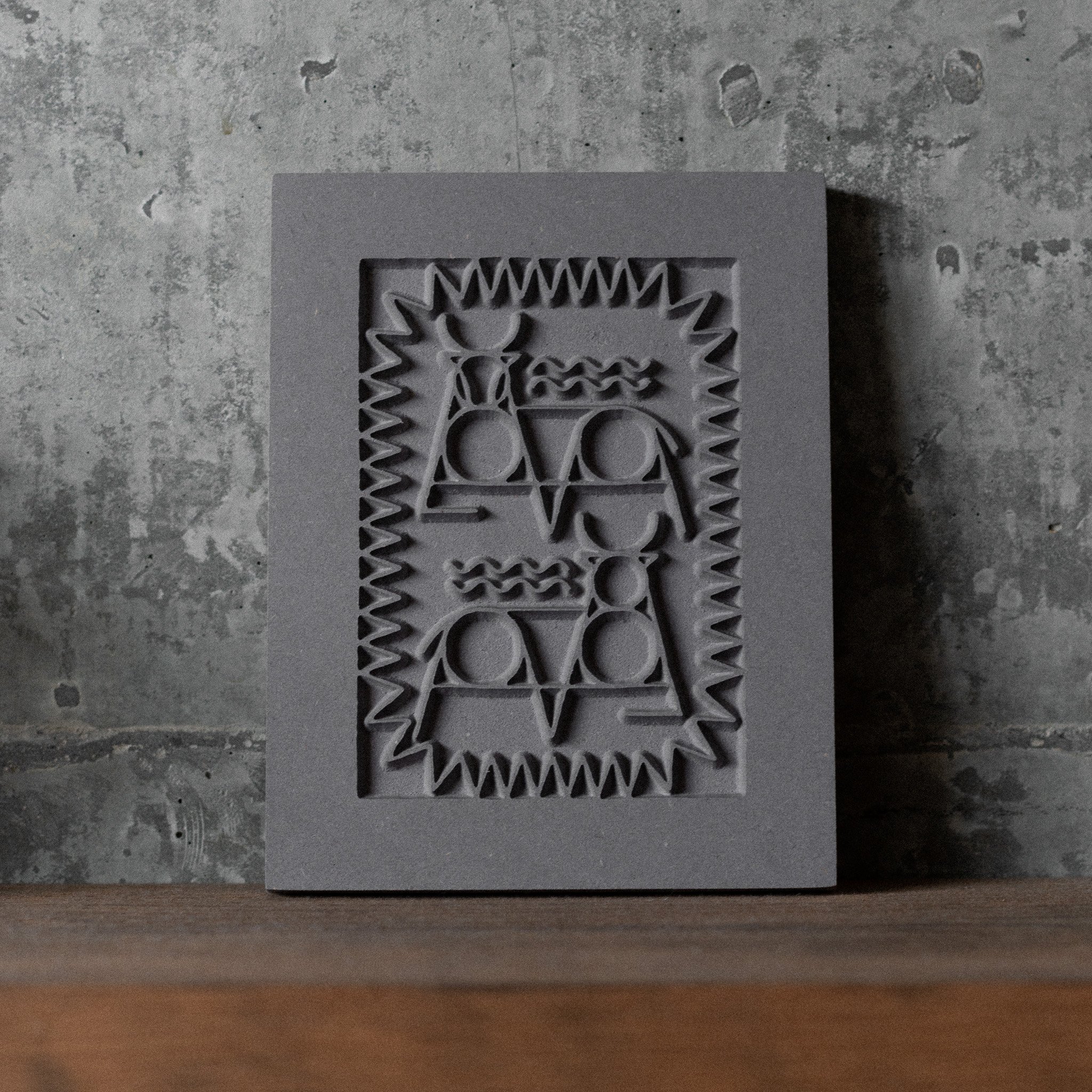 Seasons Carving "Summer"