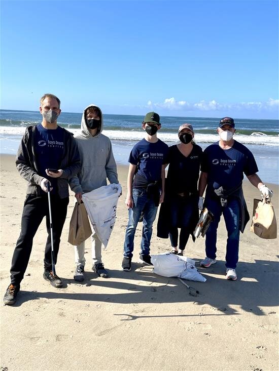 BeachCleanUp1.jpg