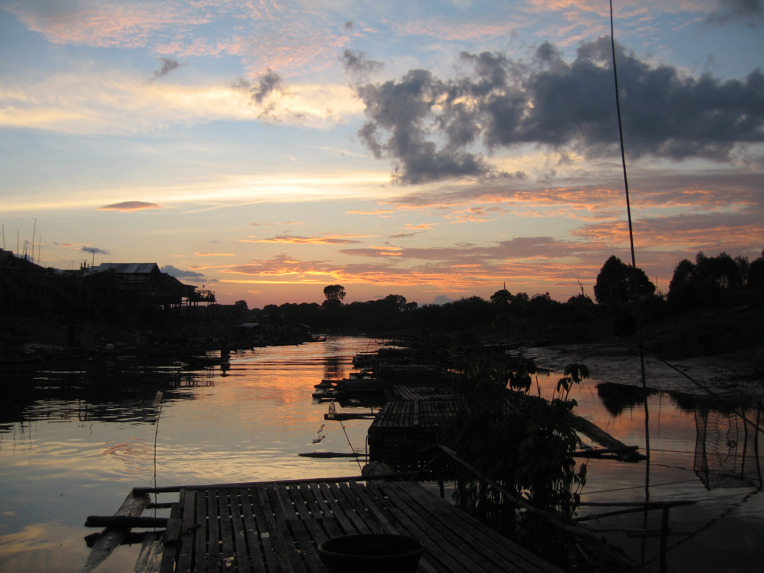 naga leboyen and fish traps at sunset.jpg