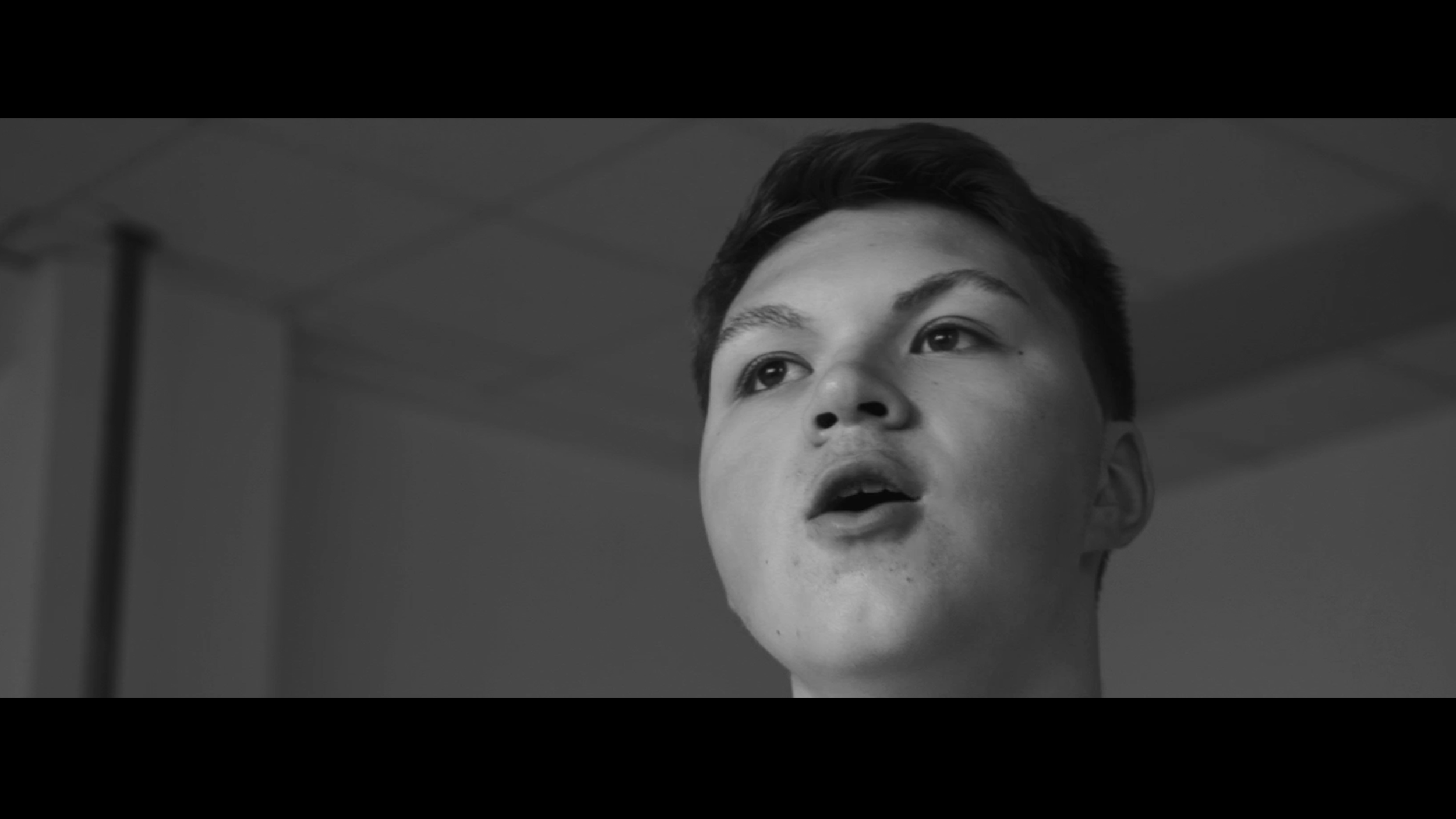 DMReel_v1_adam517.00_06_10_00.Still007.png