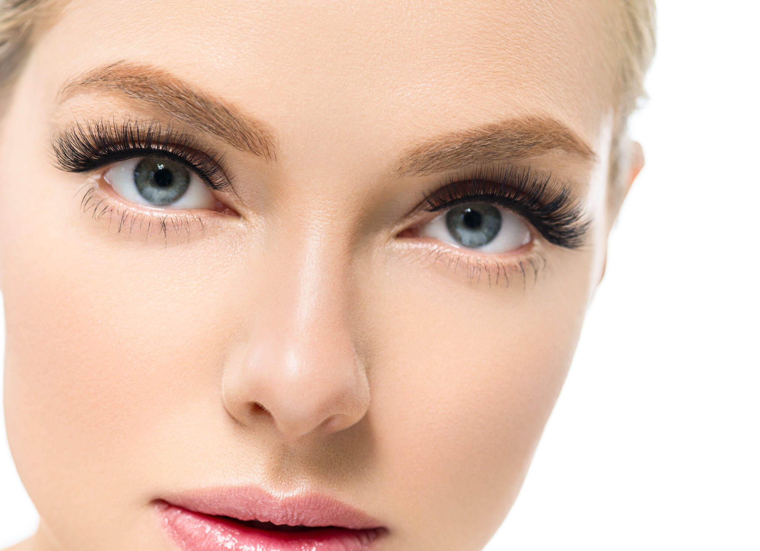 Get Fuller Lashes with Extensions: The Ultimate Guide